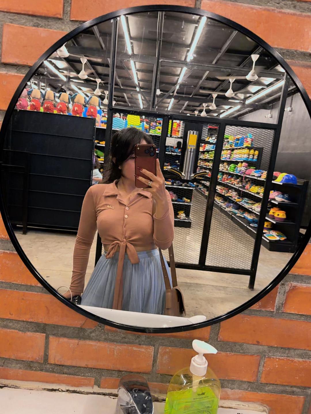 @Nelly Zamitaa