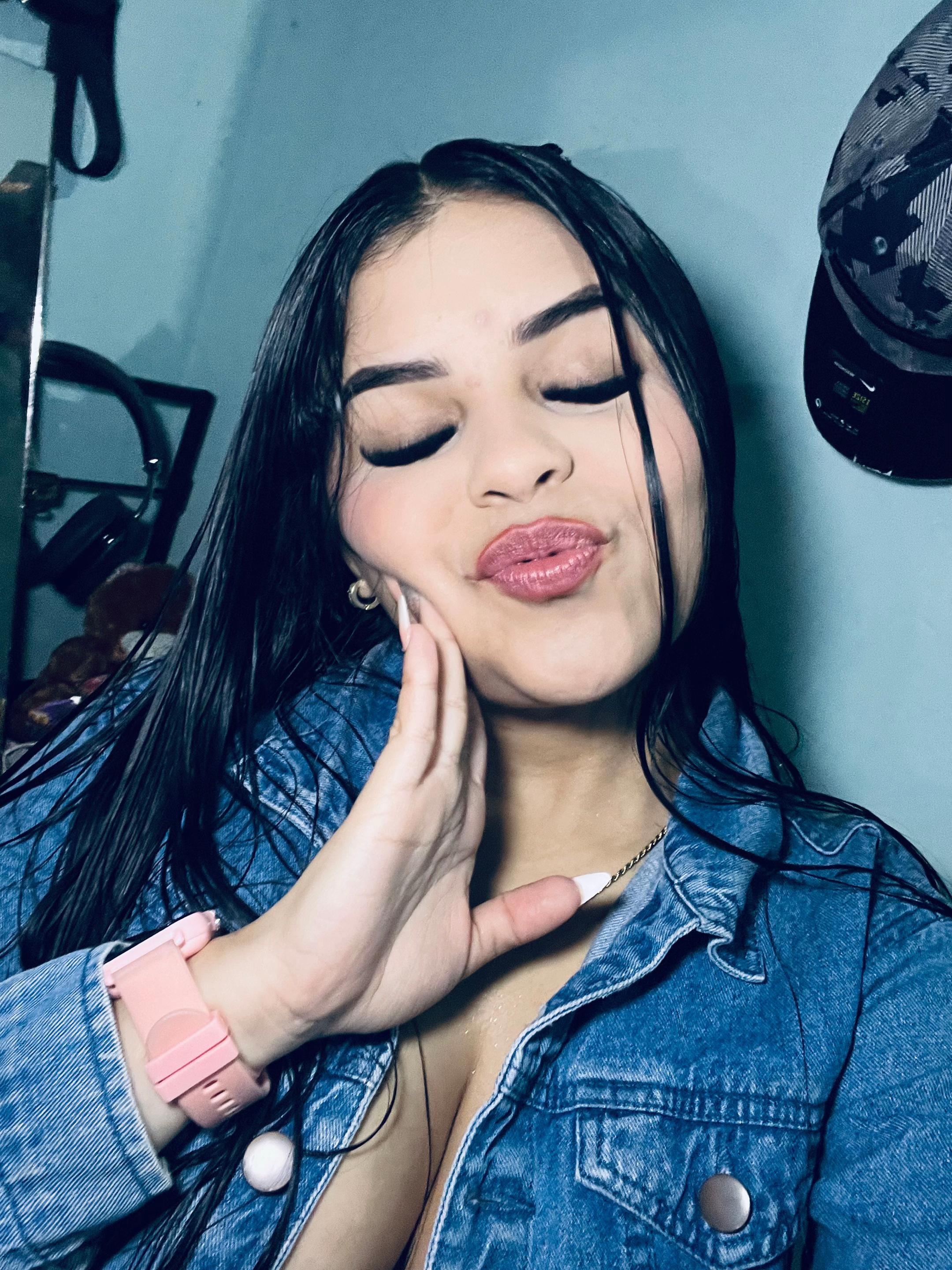 @Noemi 🤍.