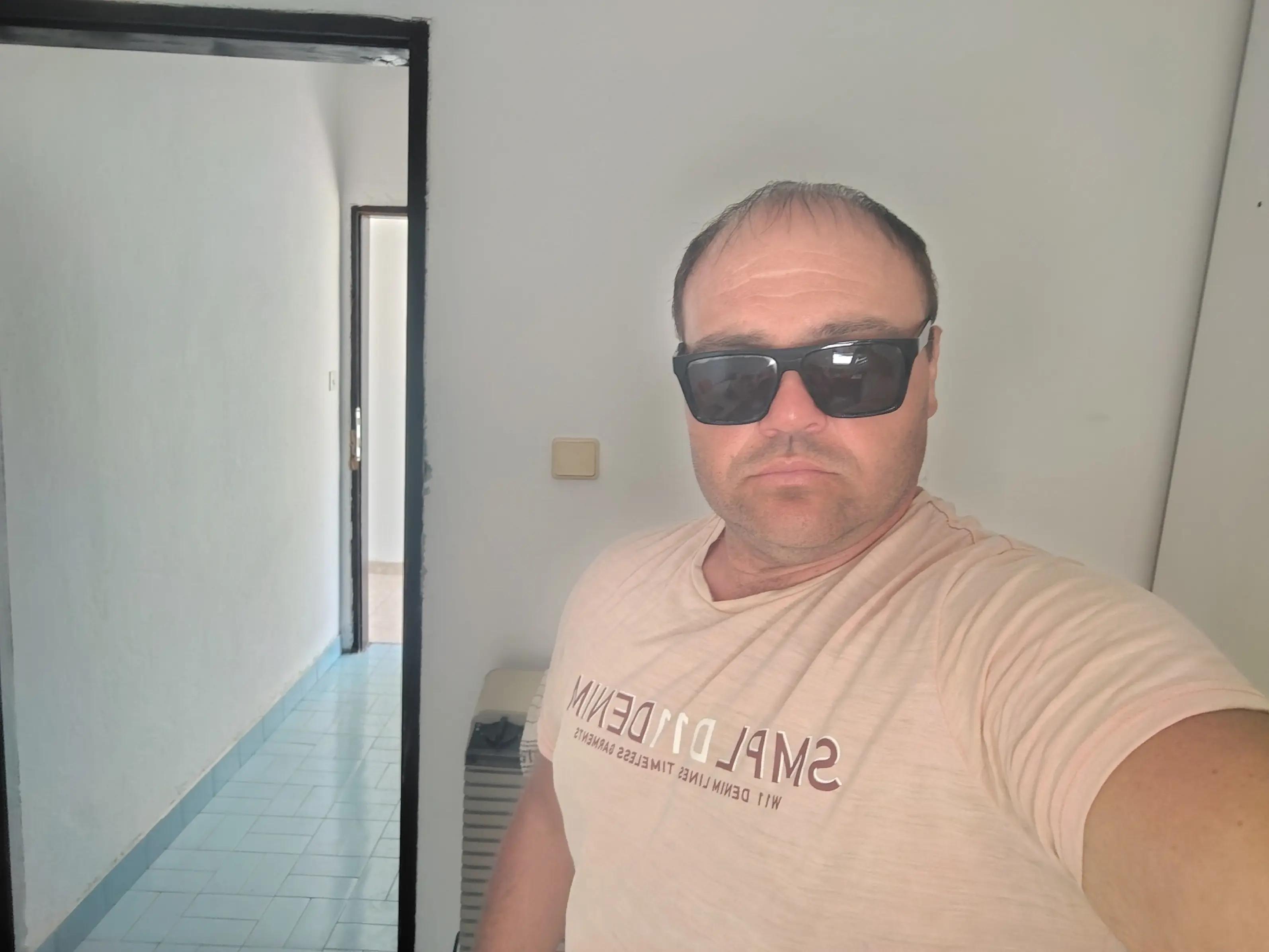 @Bojan Mukic