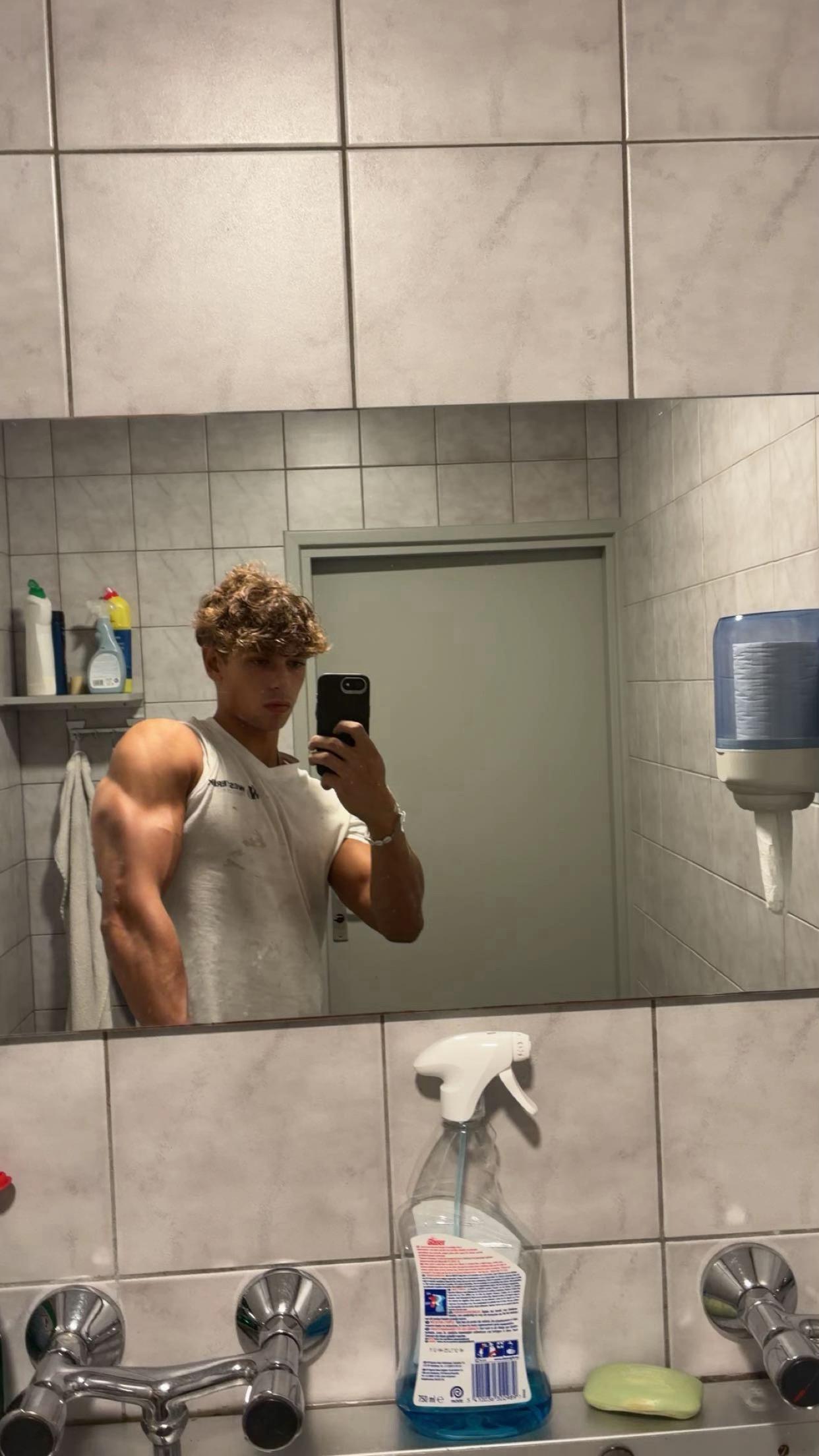 @Semdenhartog