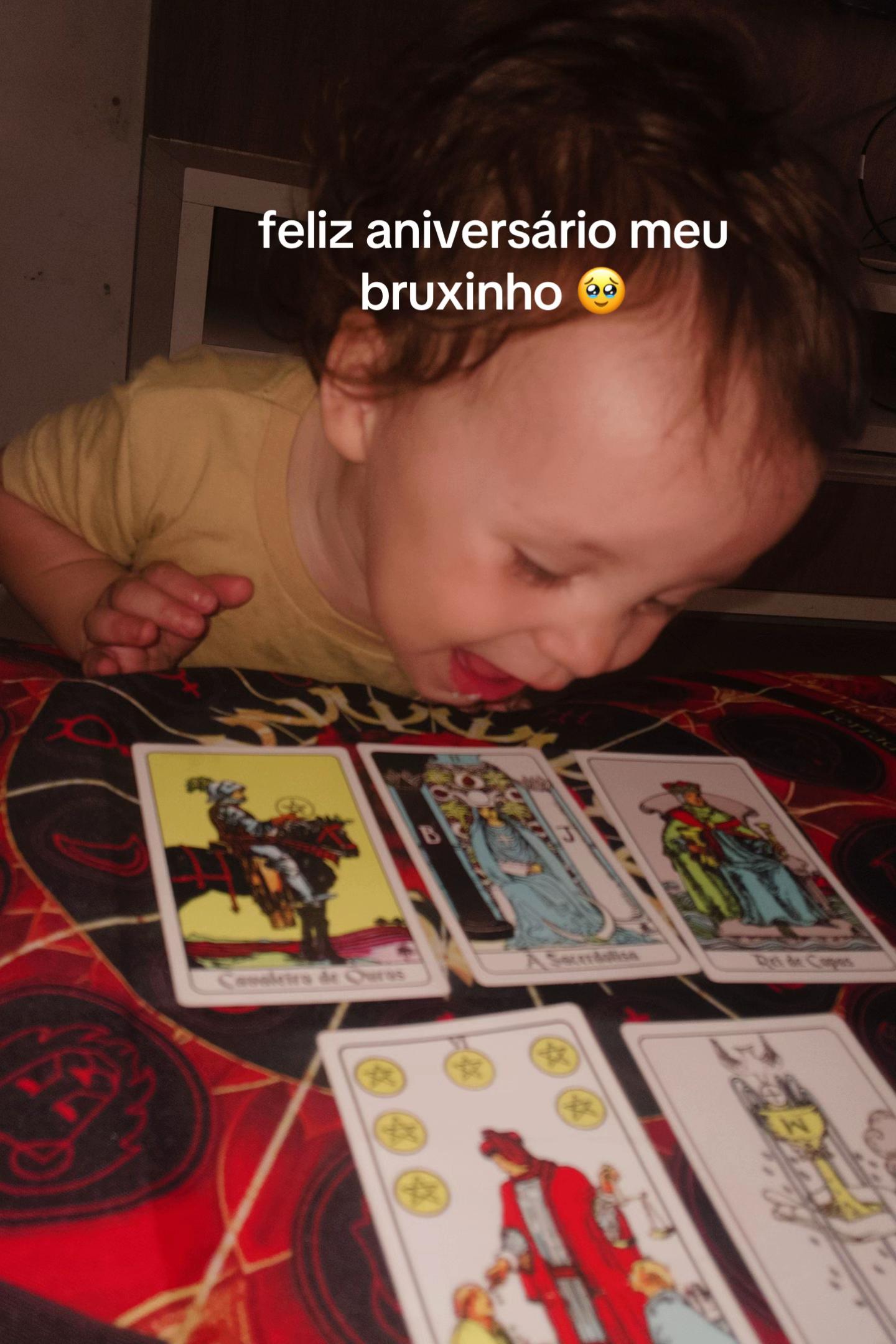 @Julia Pravina ⛤ Bruxa