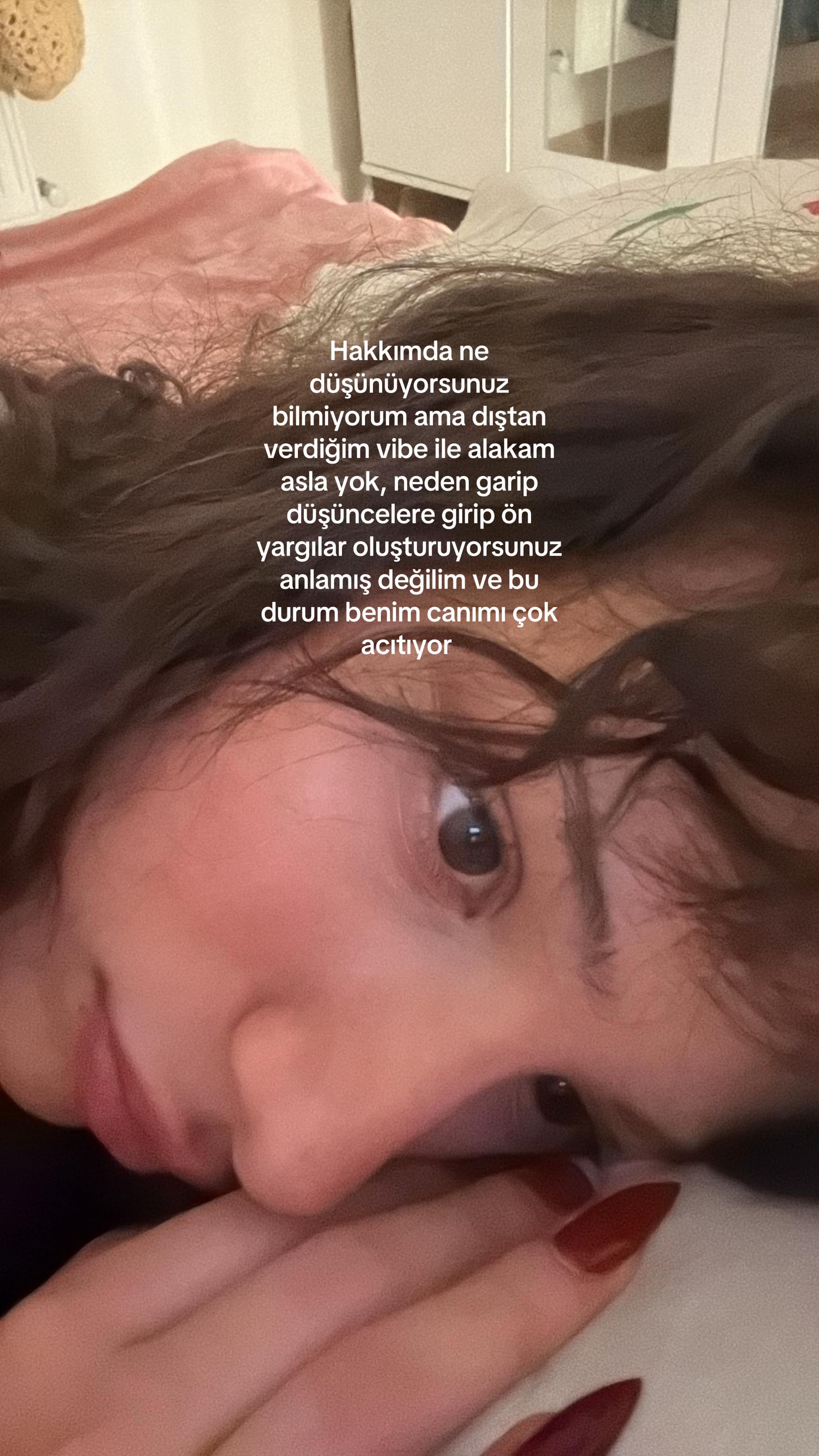 @zzeeiirraa