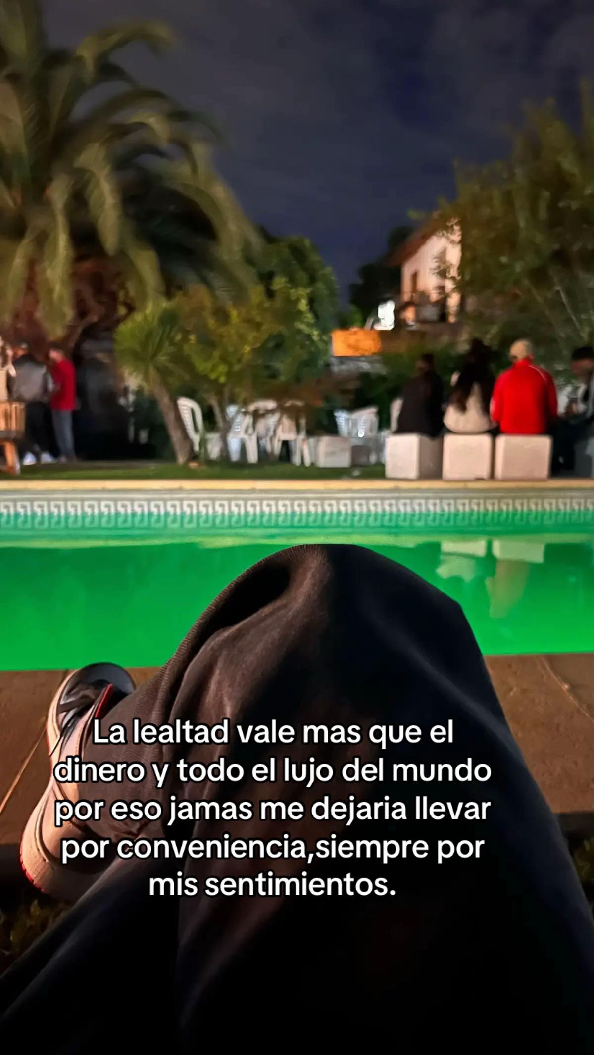 @📿