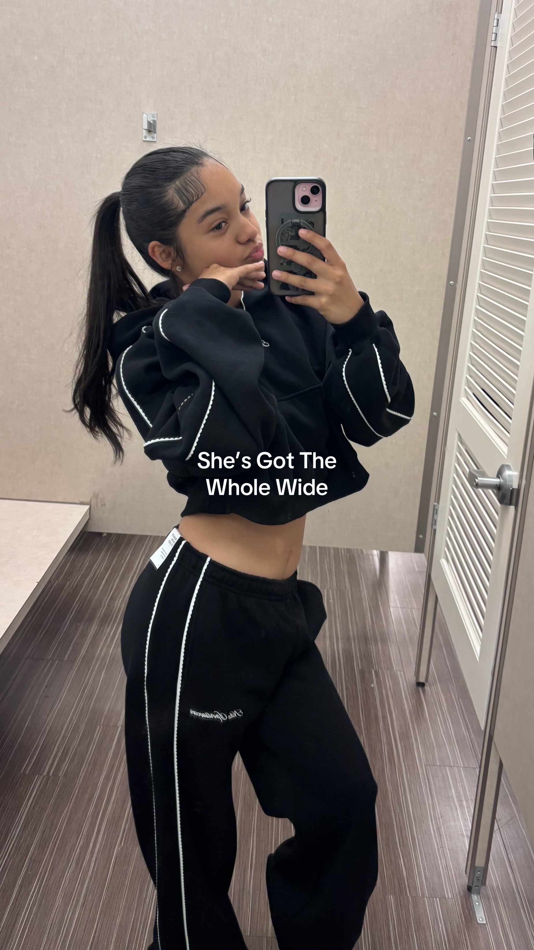 @valeslife_