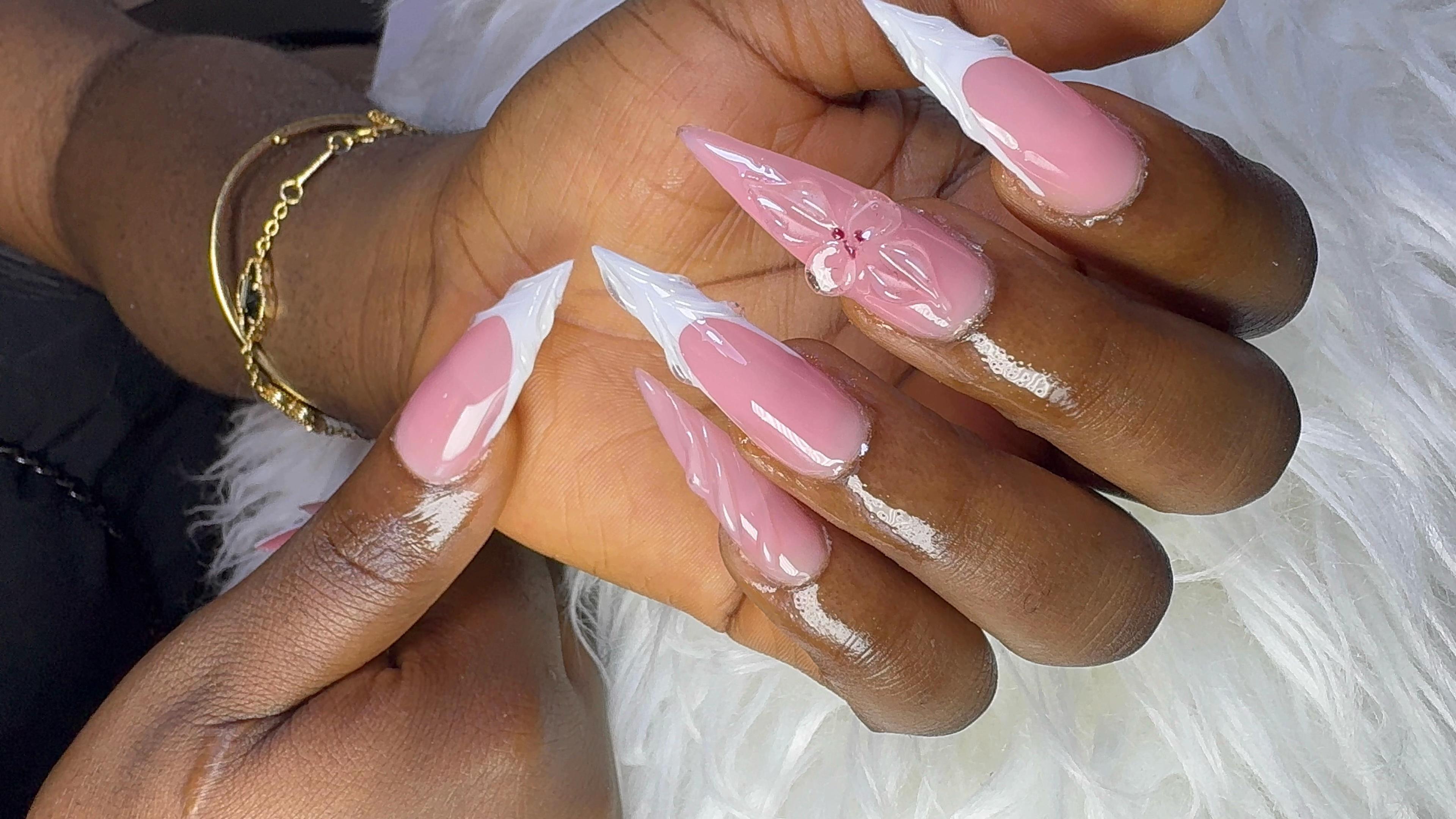 @ENUGU NAIL / CLUSTER LASH TECH