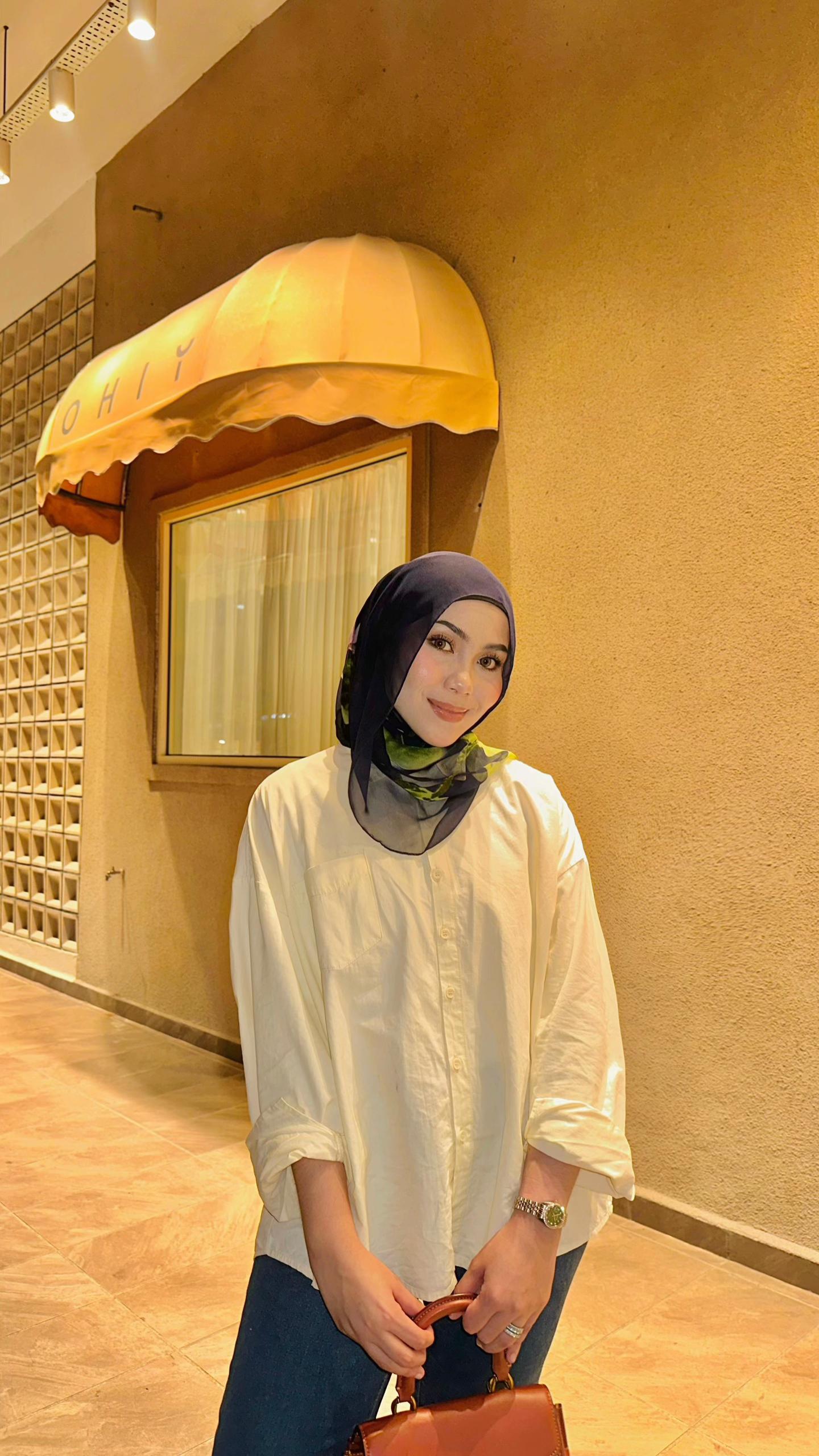 @Anissss