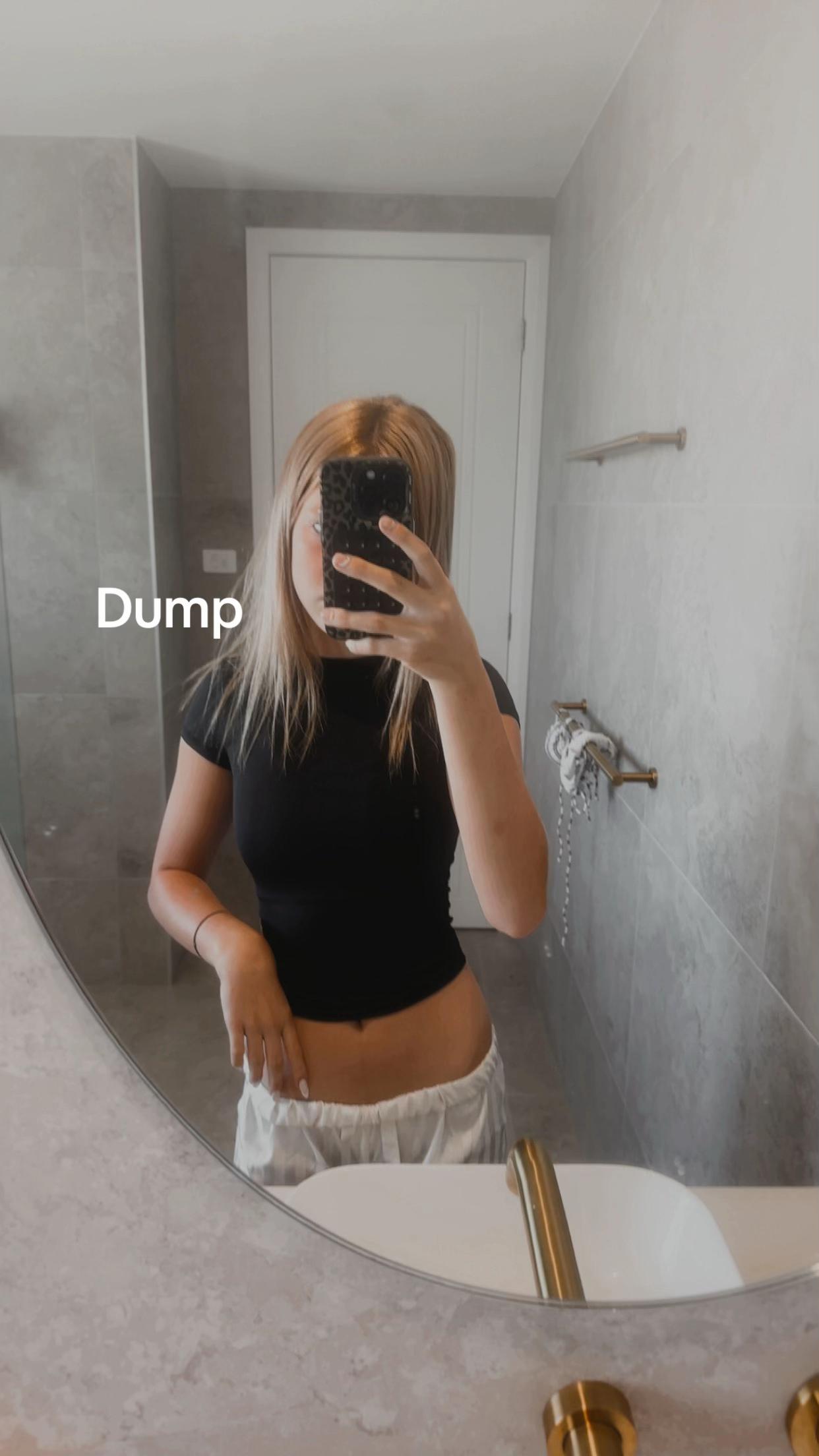 @🫨