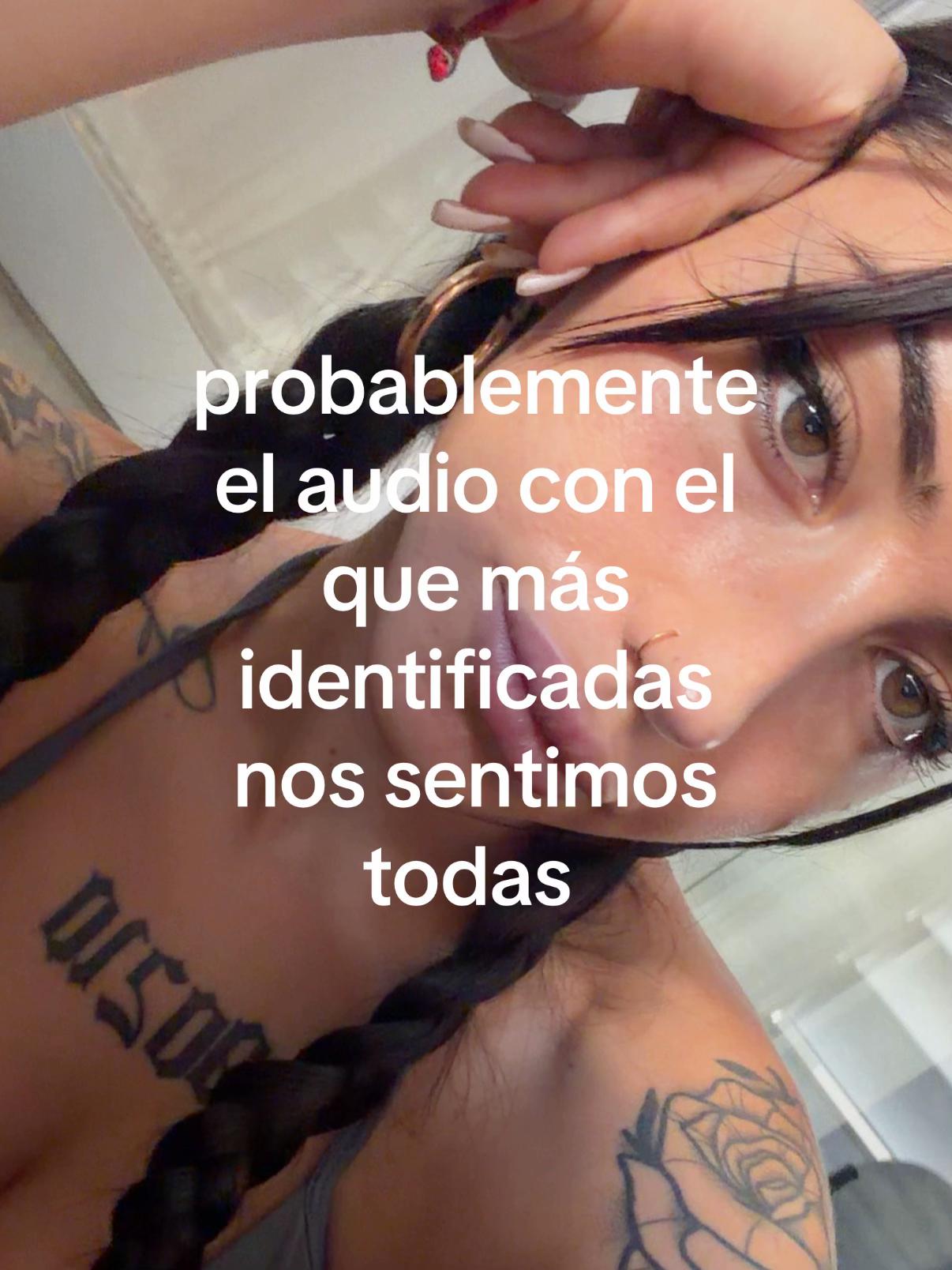@d3lusi0n4l__