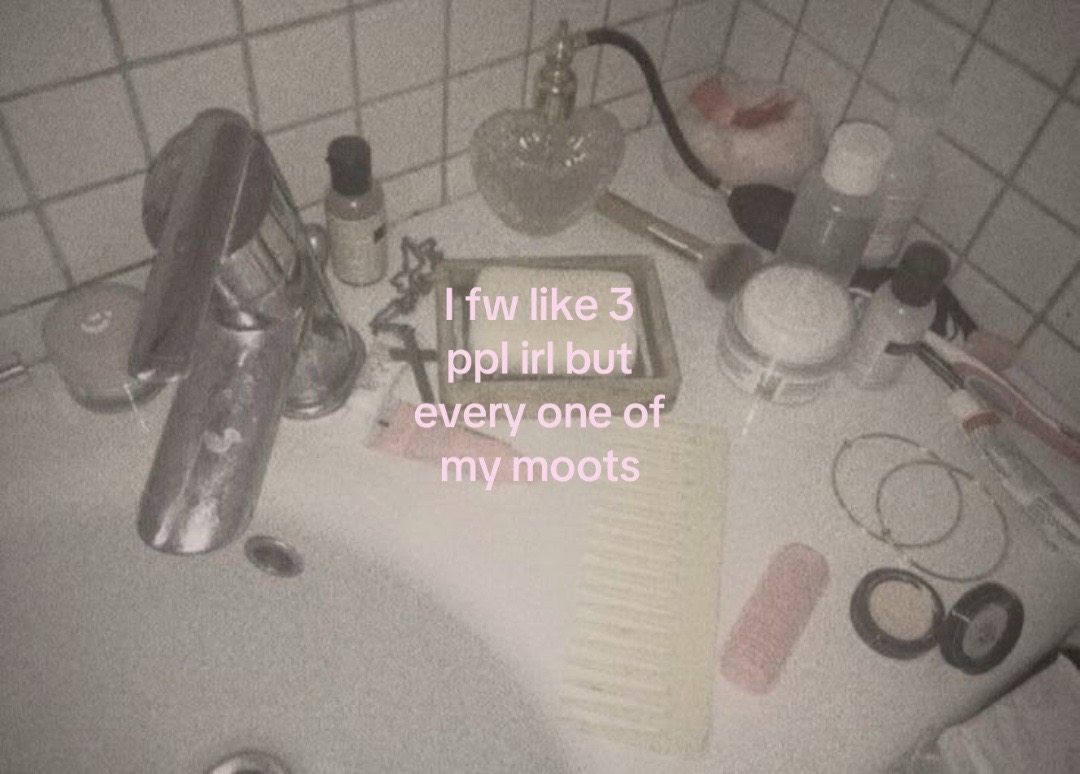 @evie 🧁