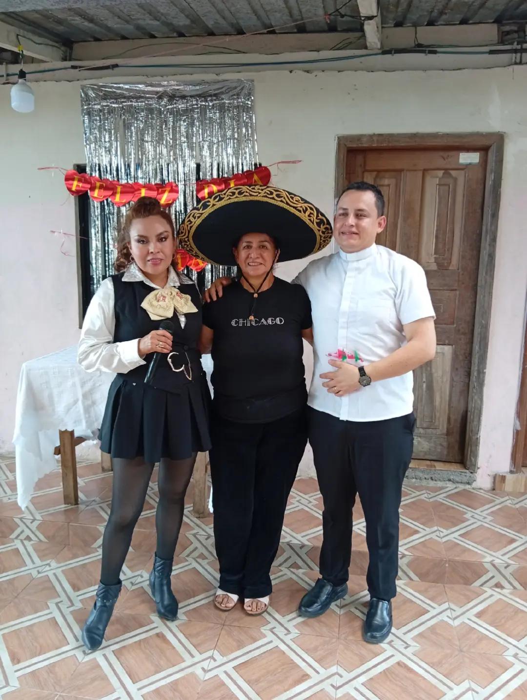 @Teresa Luzmila te sigue