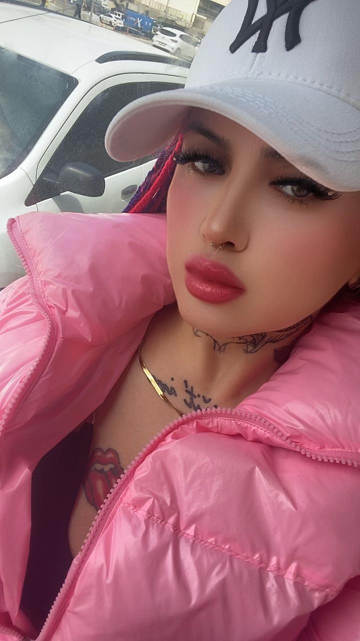 @laragizem16