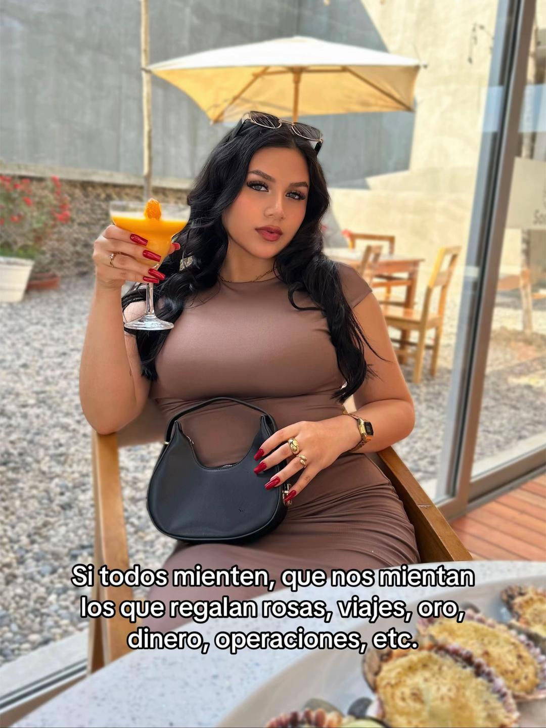 @Mu&ntilde;eca G&eacute;minis
