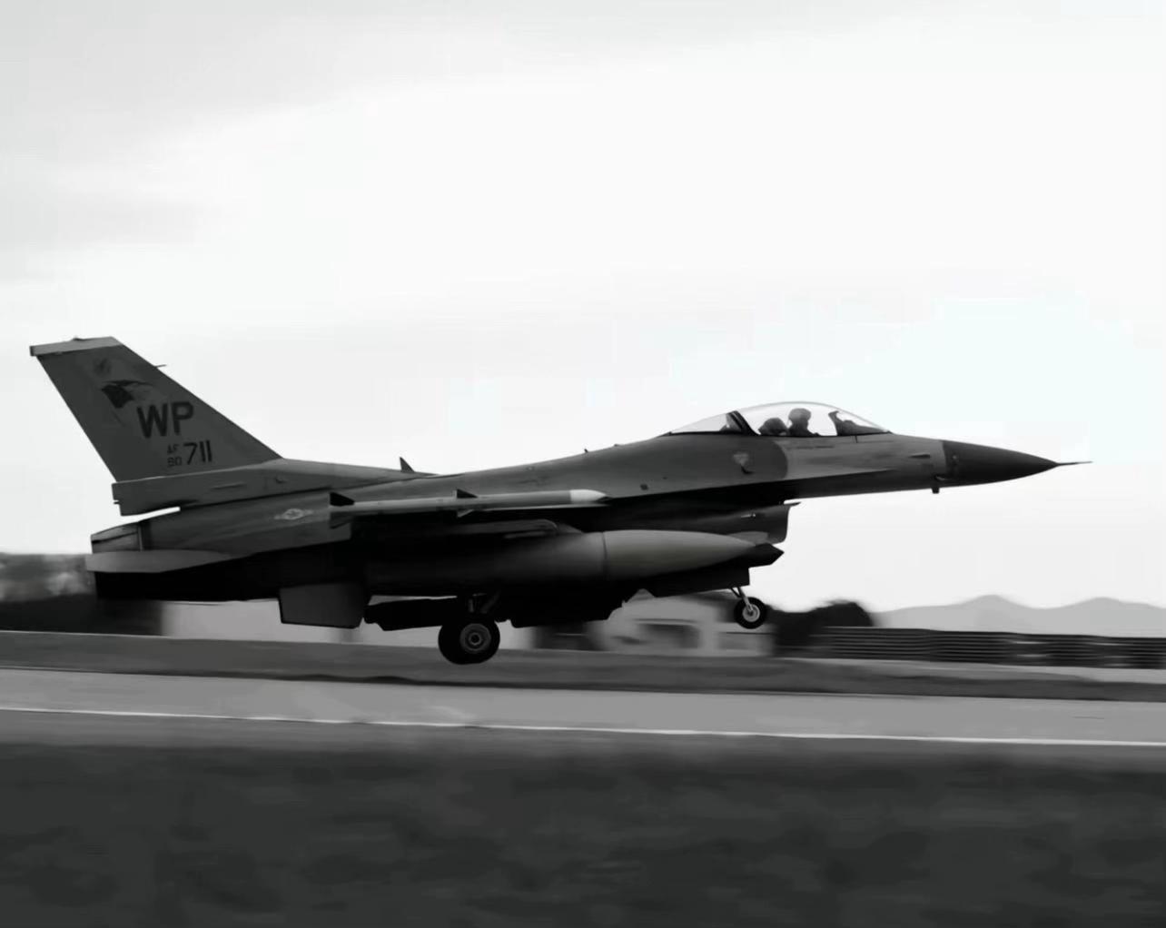 @Ev4r_12