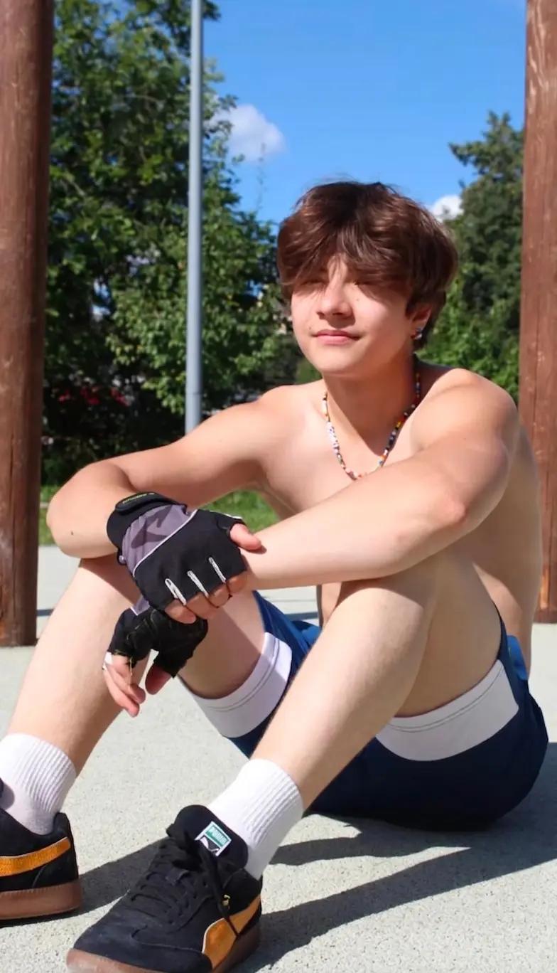 @EgoR_ScHwaRLis_1