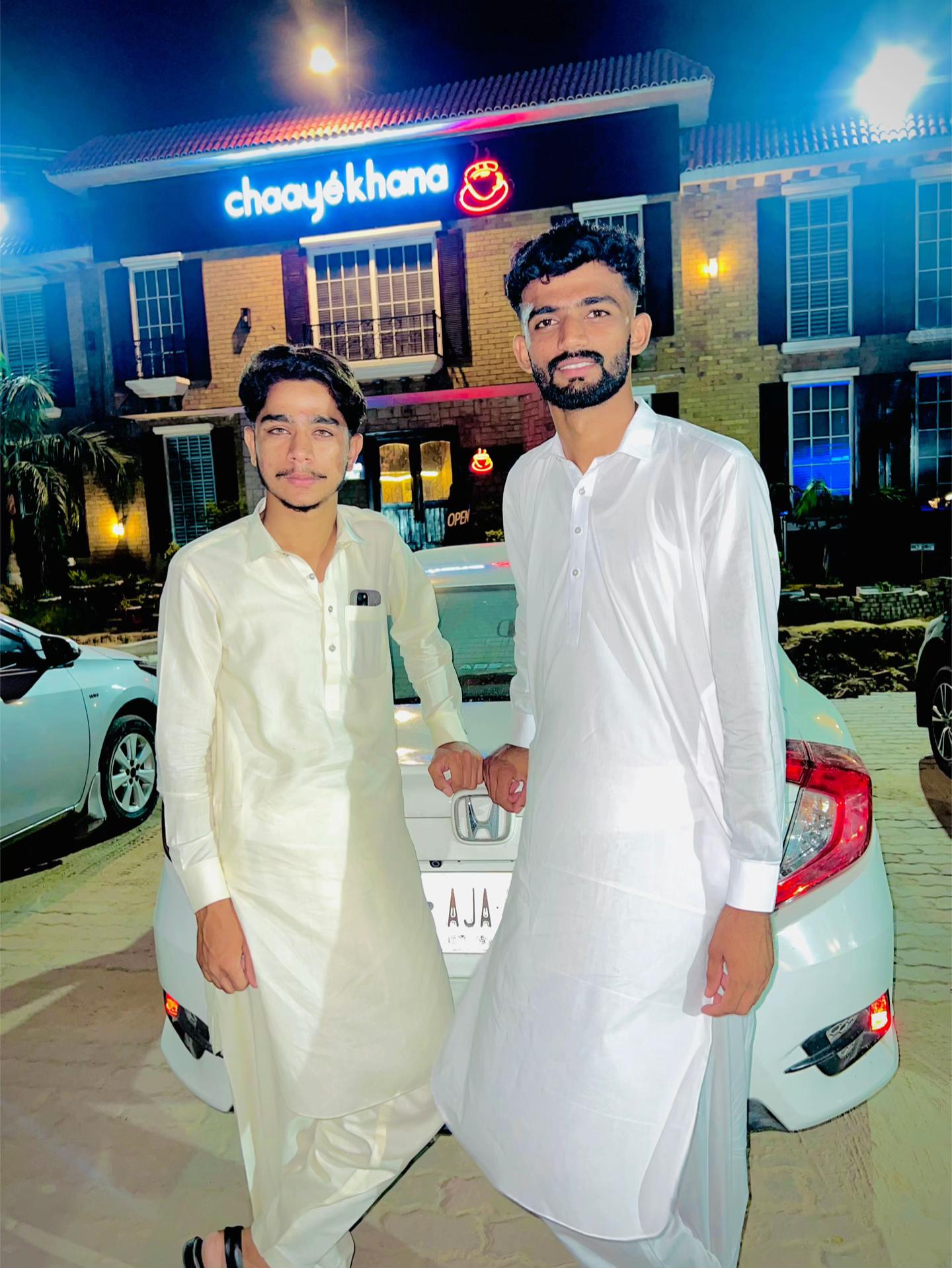 @Ali_HUSSNAIN_GUJJAR 🎗️👑