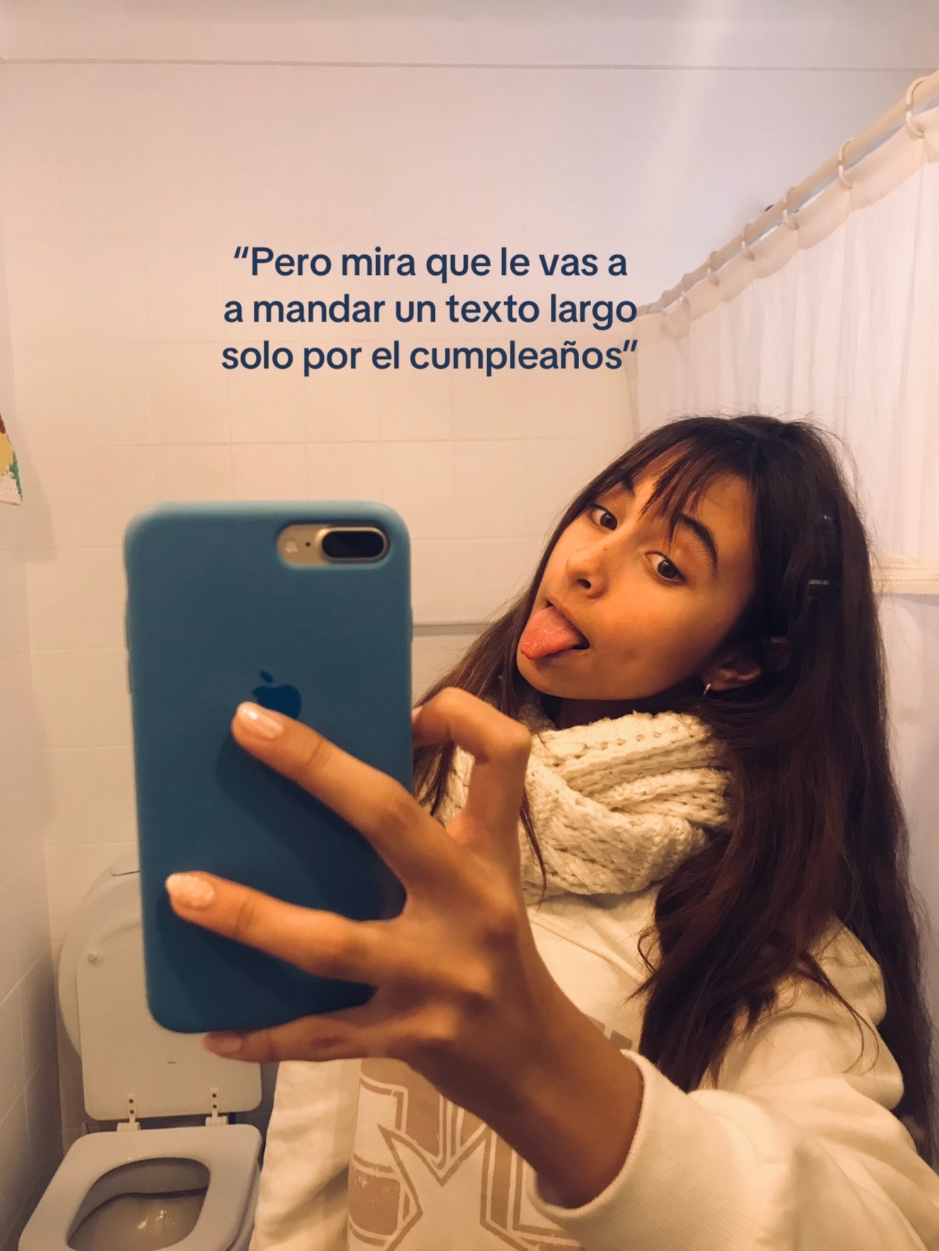 @Ximena González