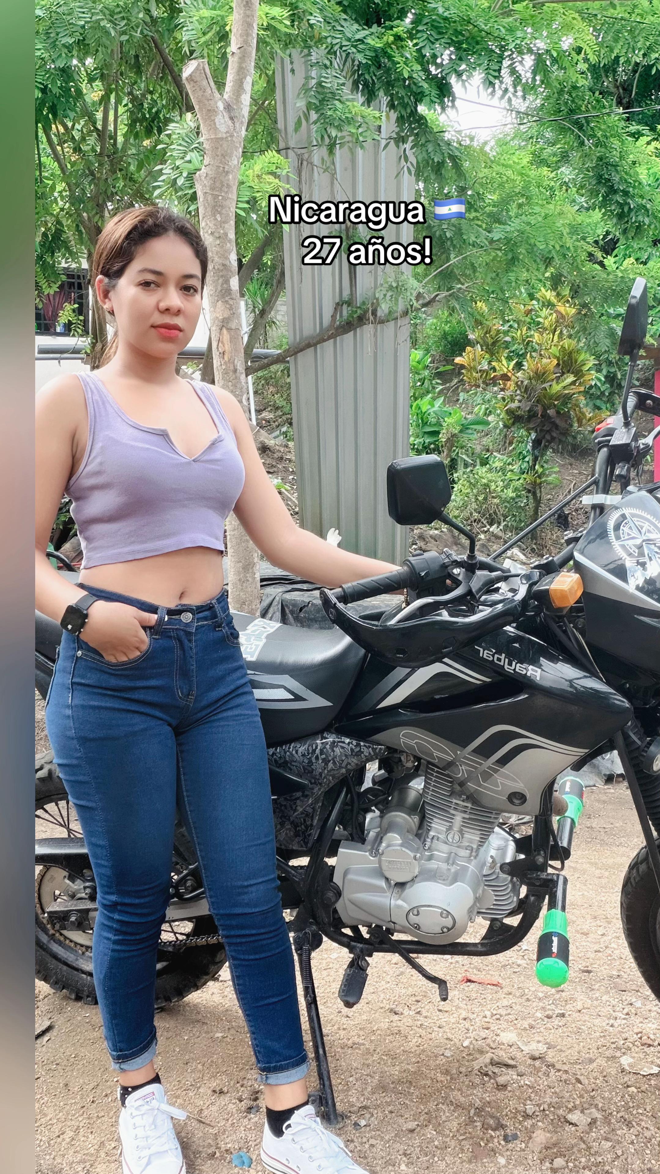 @✨LUCY CRUZ 🖇️✨