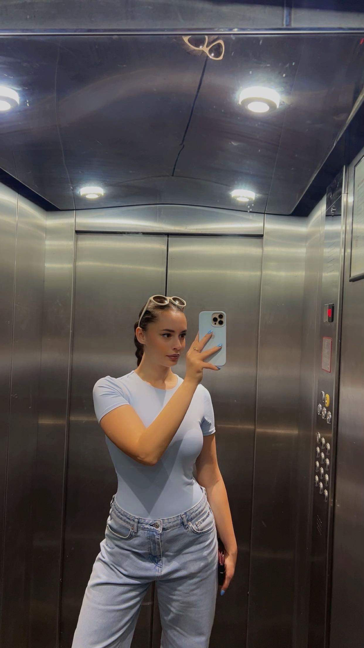 @Adelina &Ccedil;ullhaj
