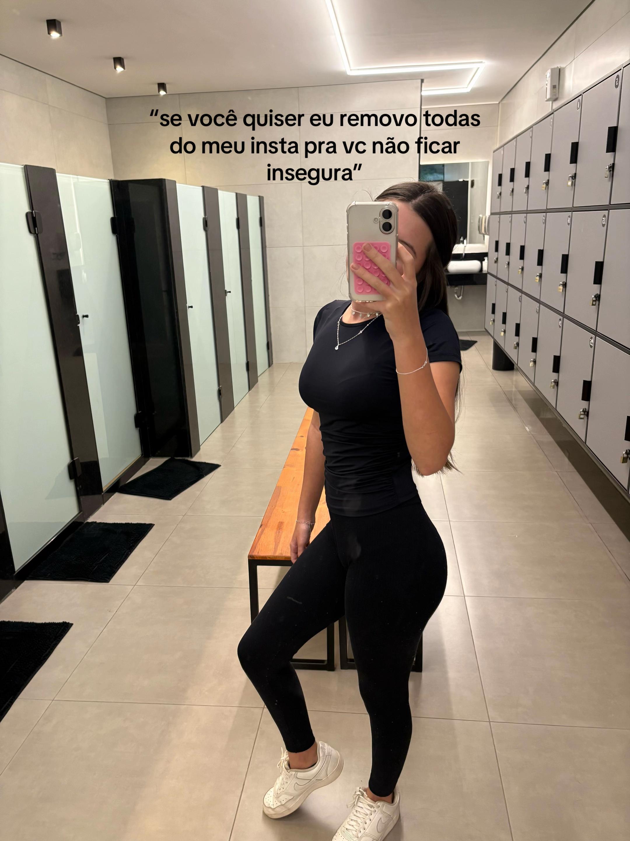 @😶&zwj;🌫️