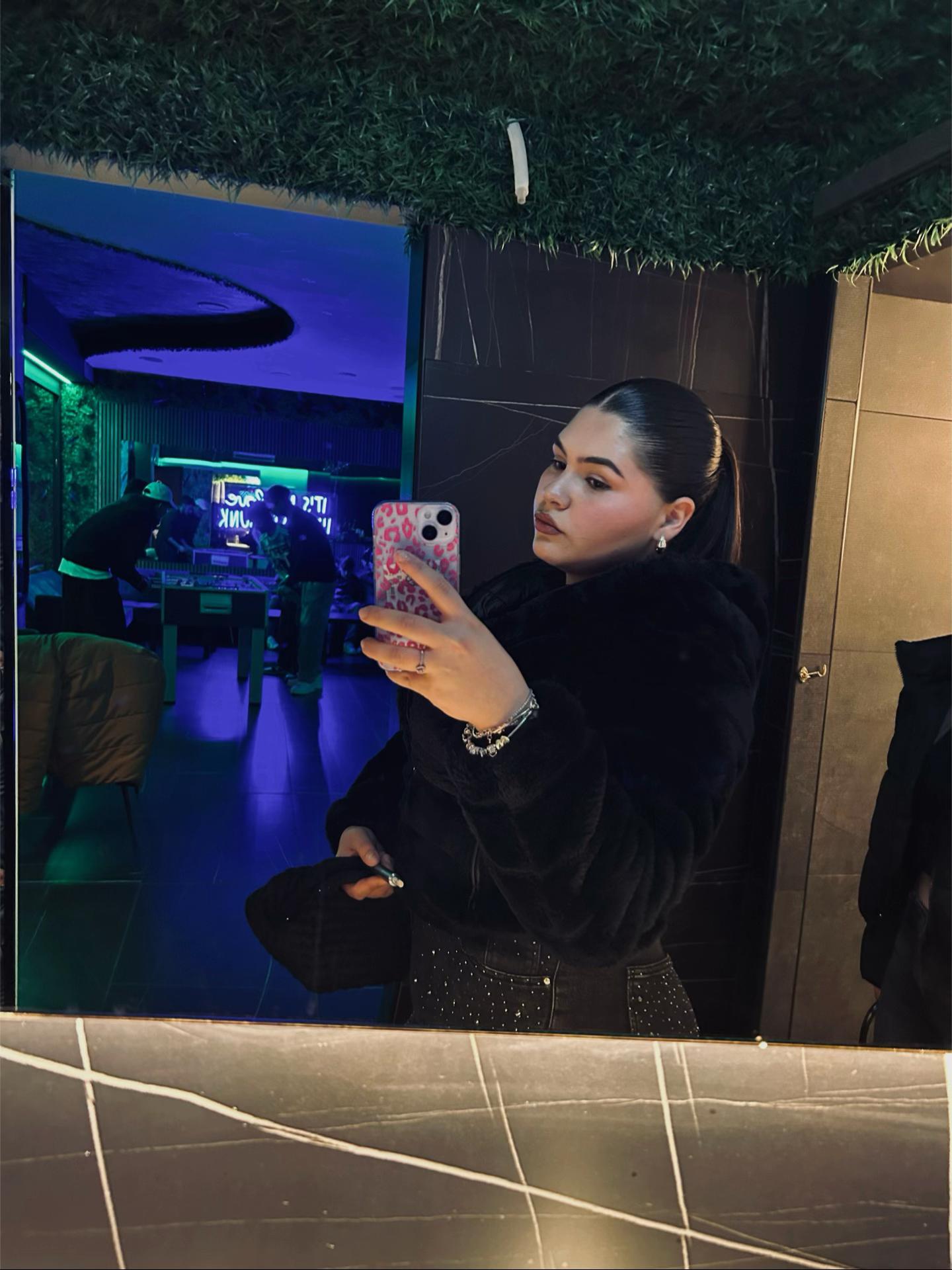 @pia