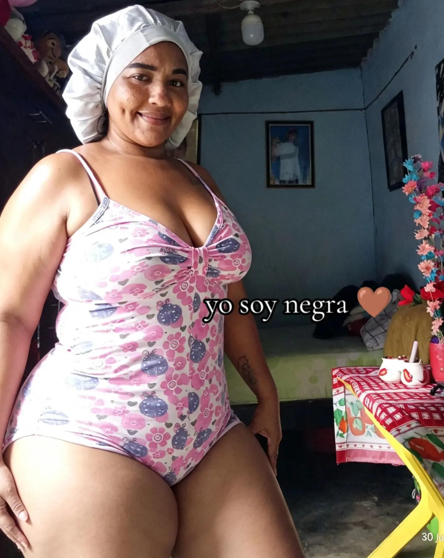 @la morenita linda 😘
