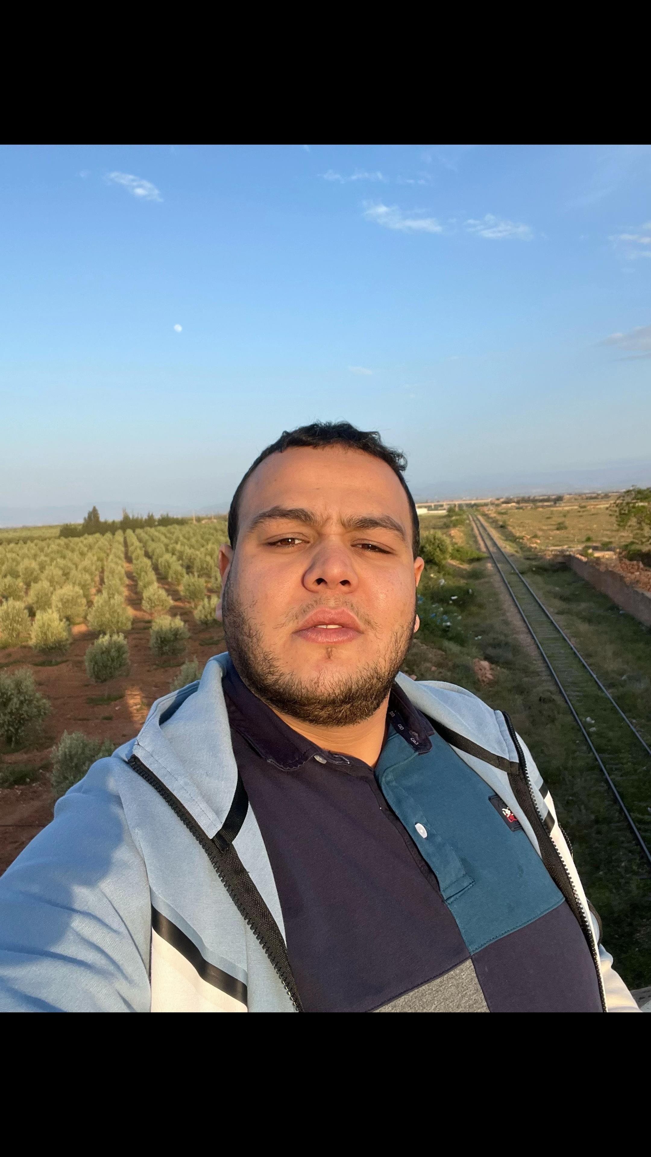 @Hossem_maghnia