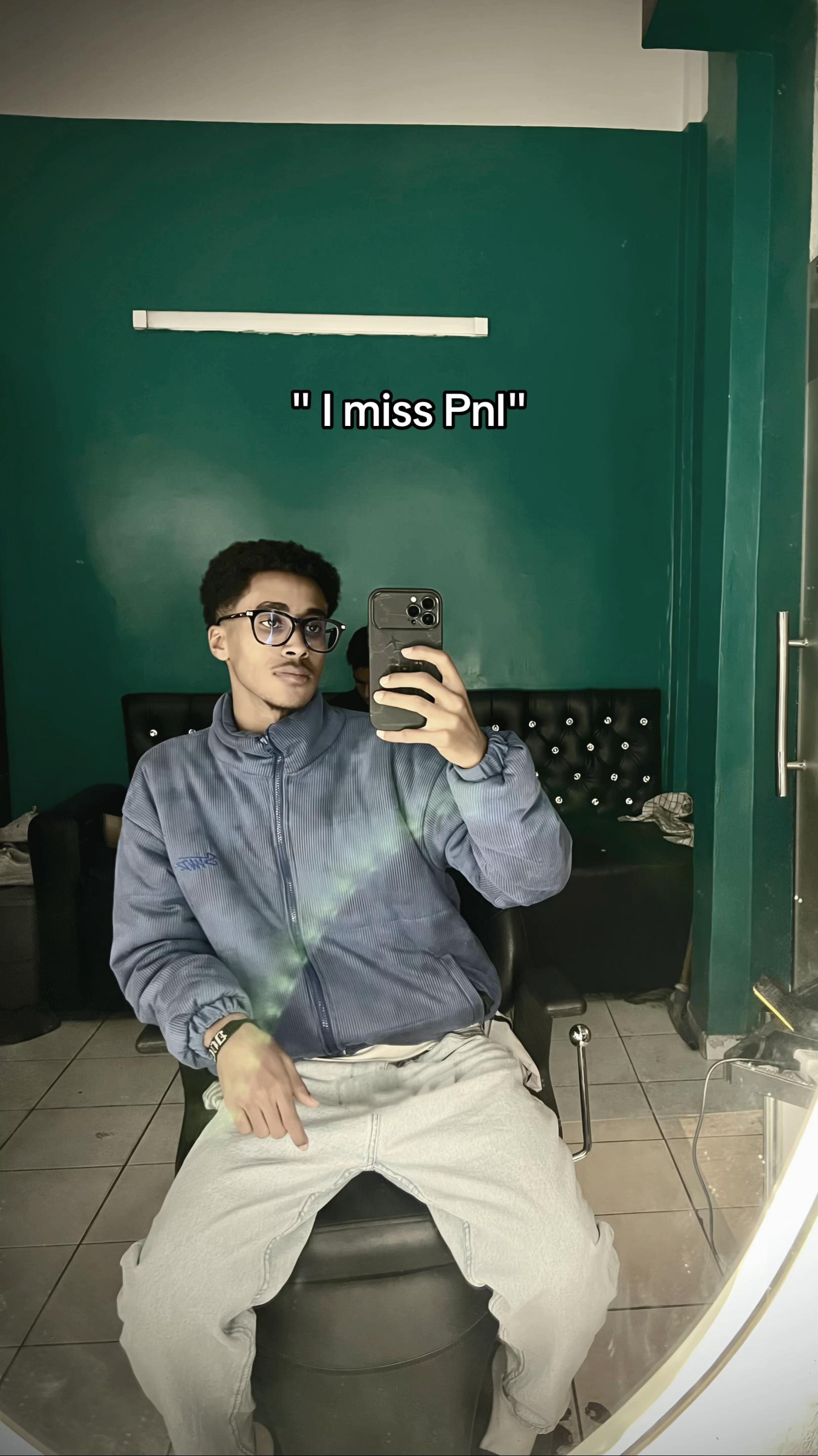 @๐๐๐๐