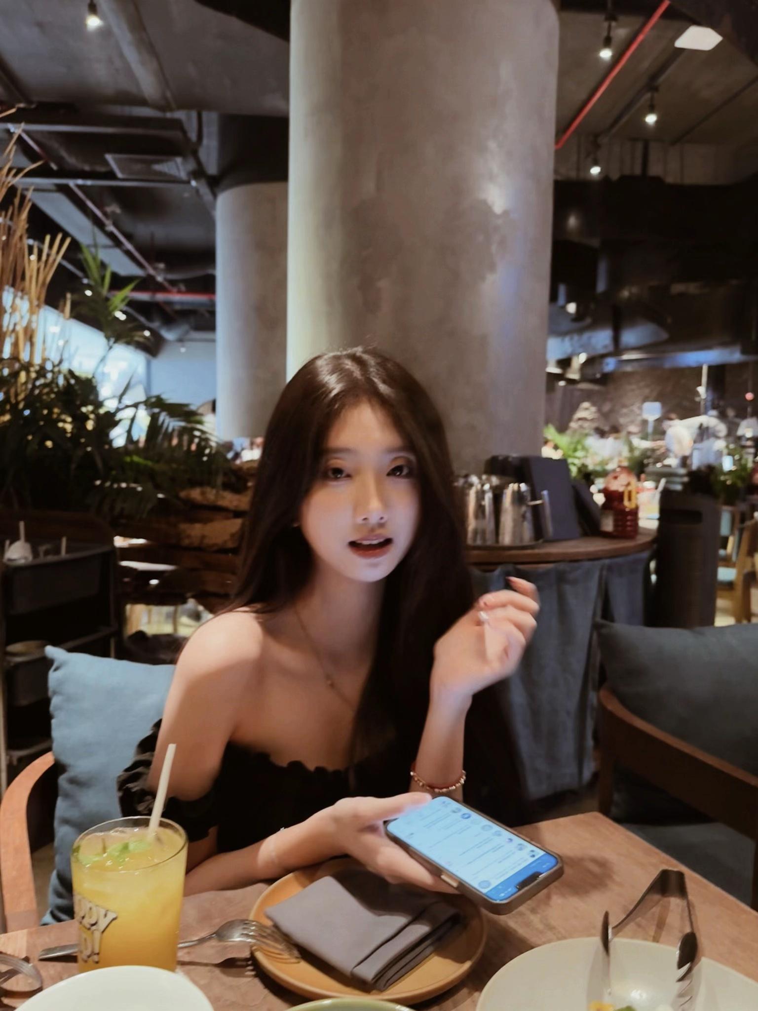 @Thi&ecirc;n Ng&acirc;n