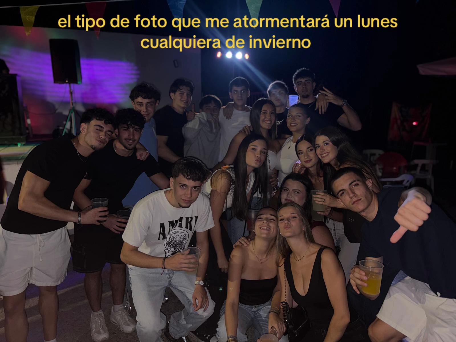 @🪬