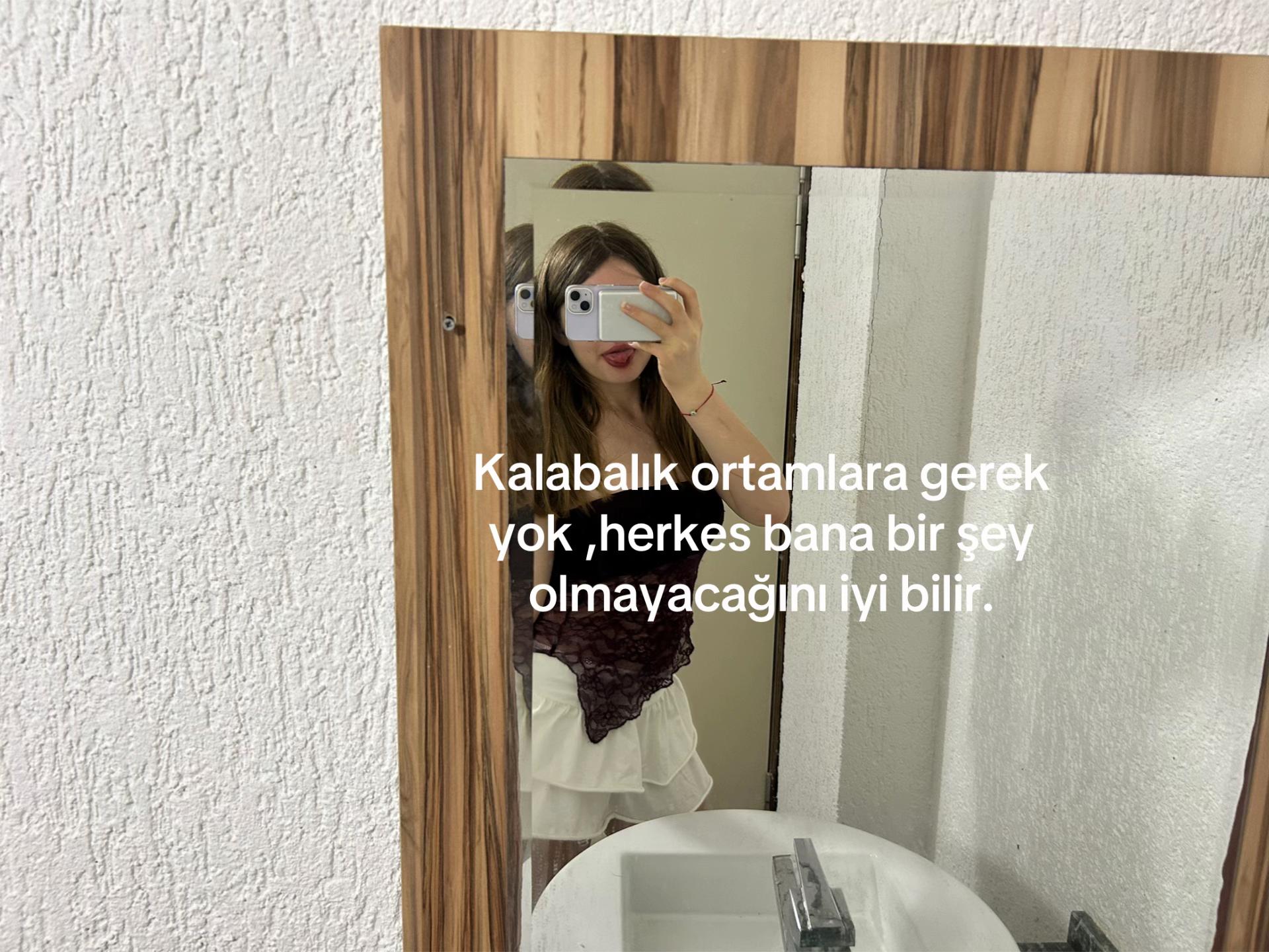 @Elifnisaw