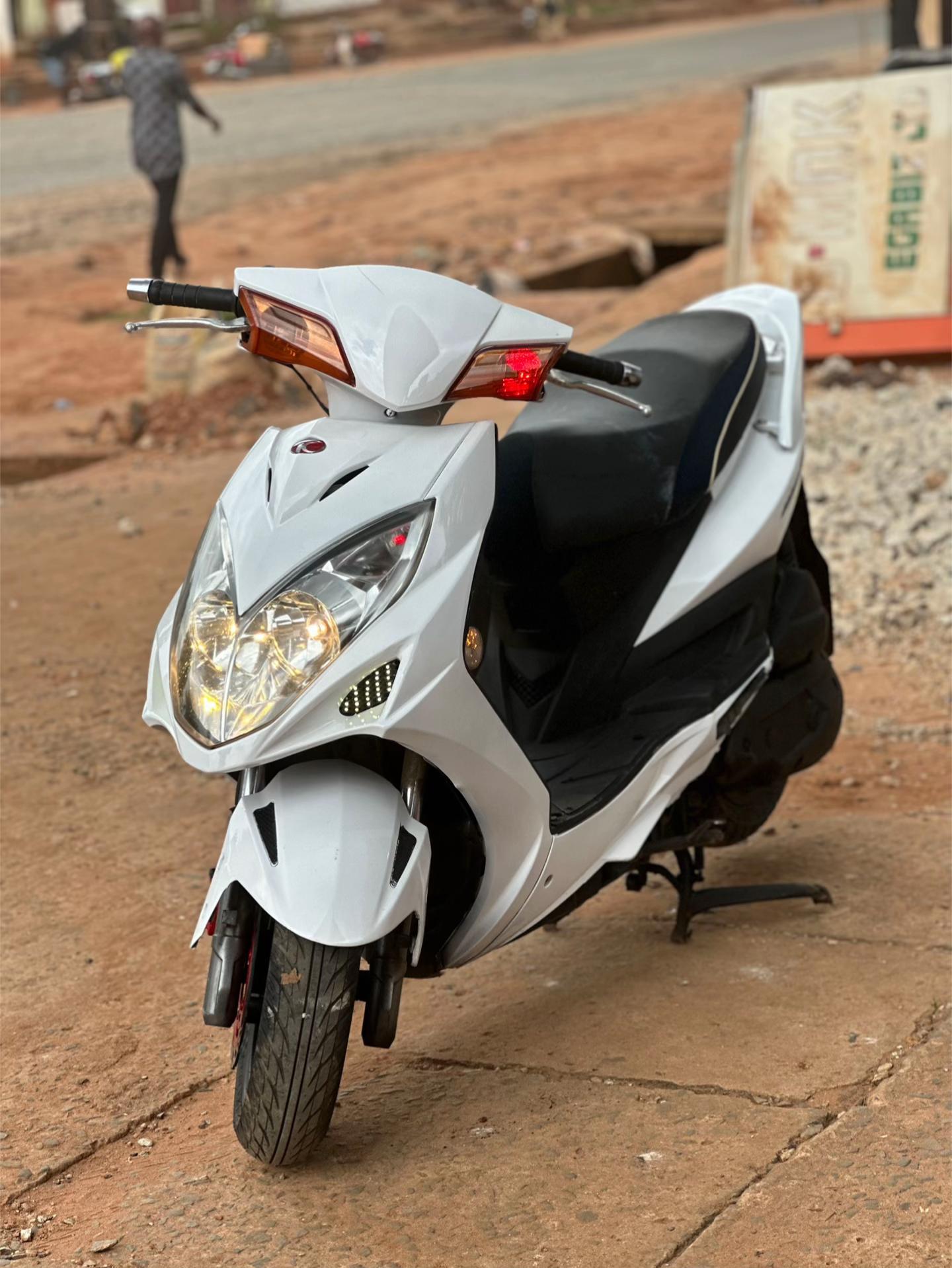 @Darian 🏍️