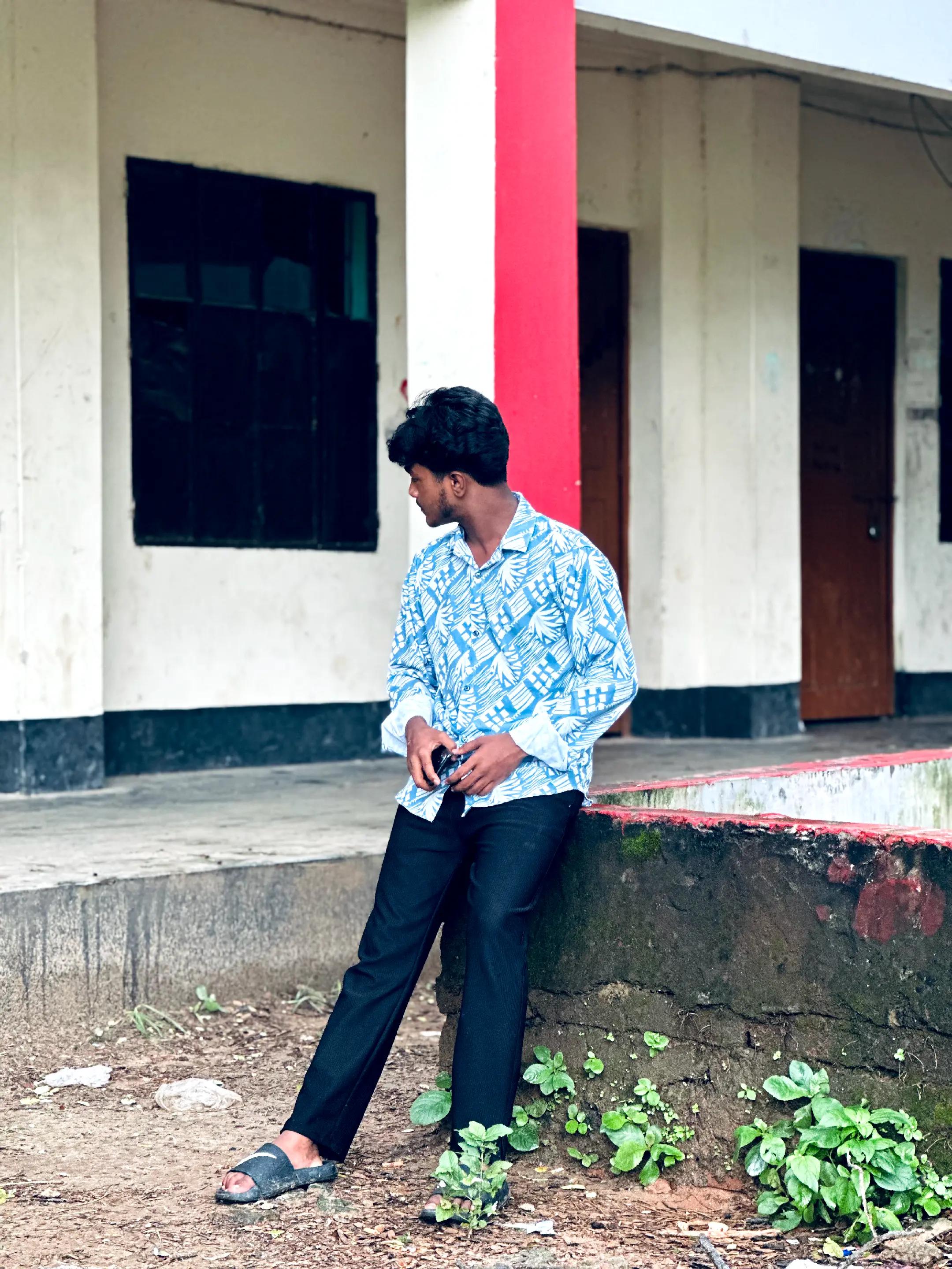 @𝙎 𝙃 𝘼 𝙈 𝙄 𝙈...🖤