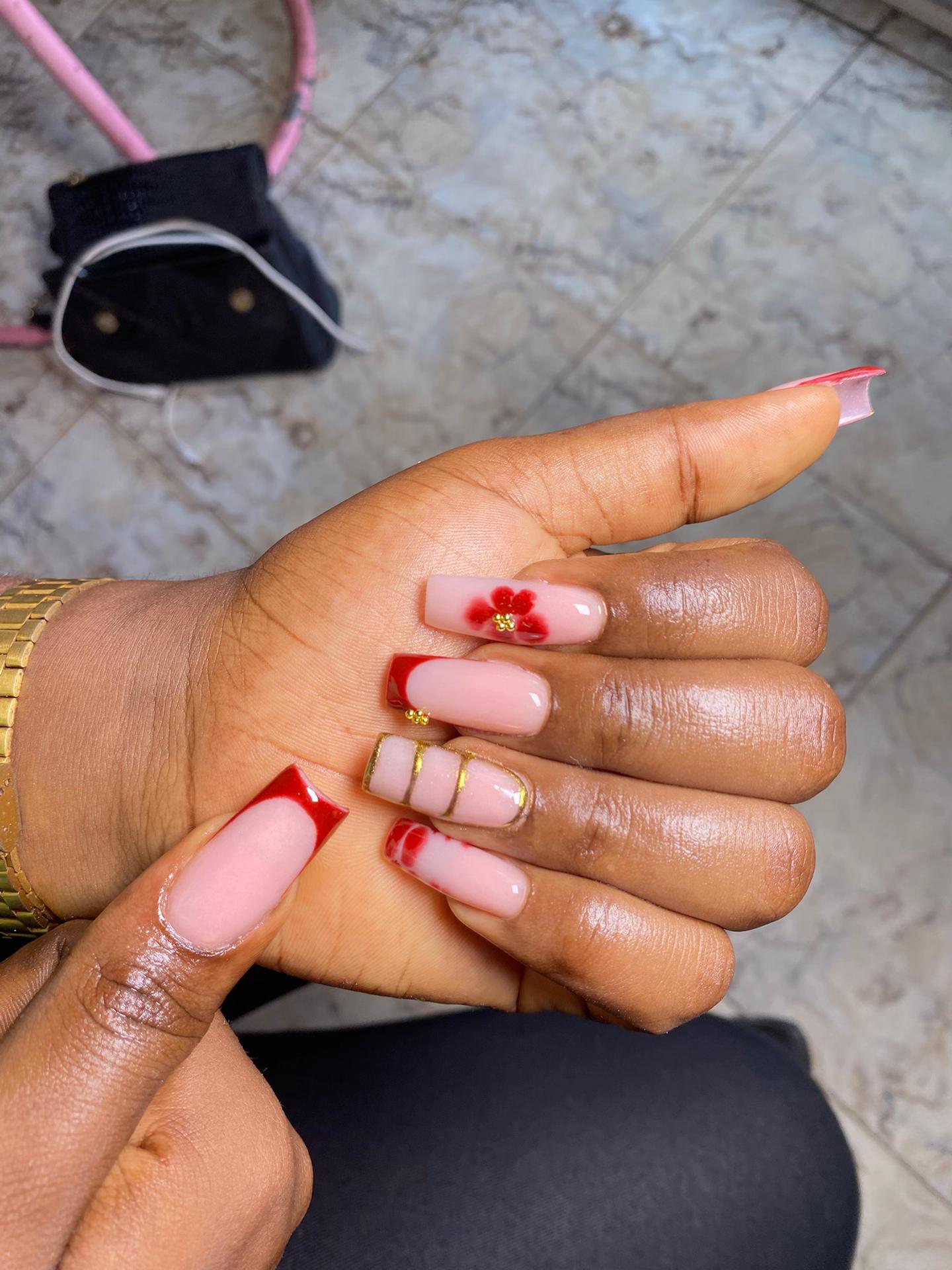 @Sogiebeauty_hub