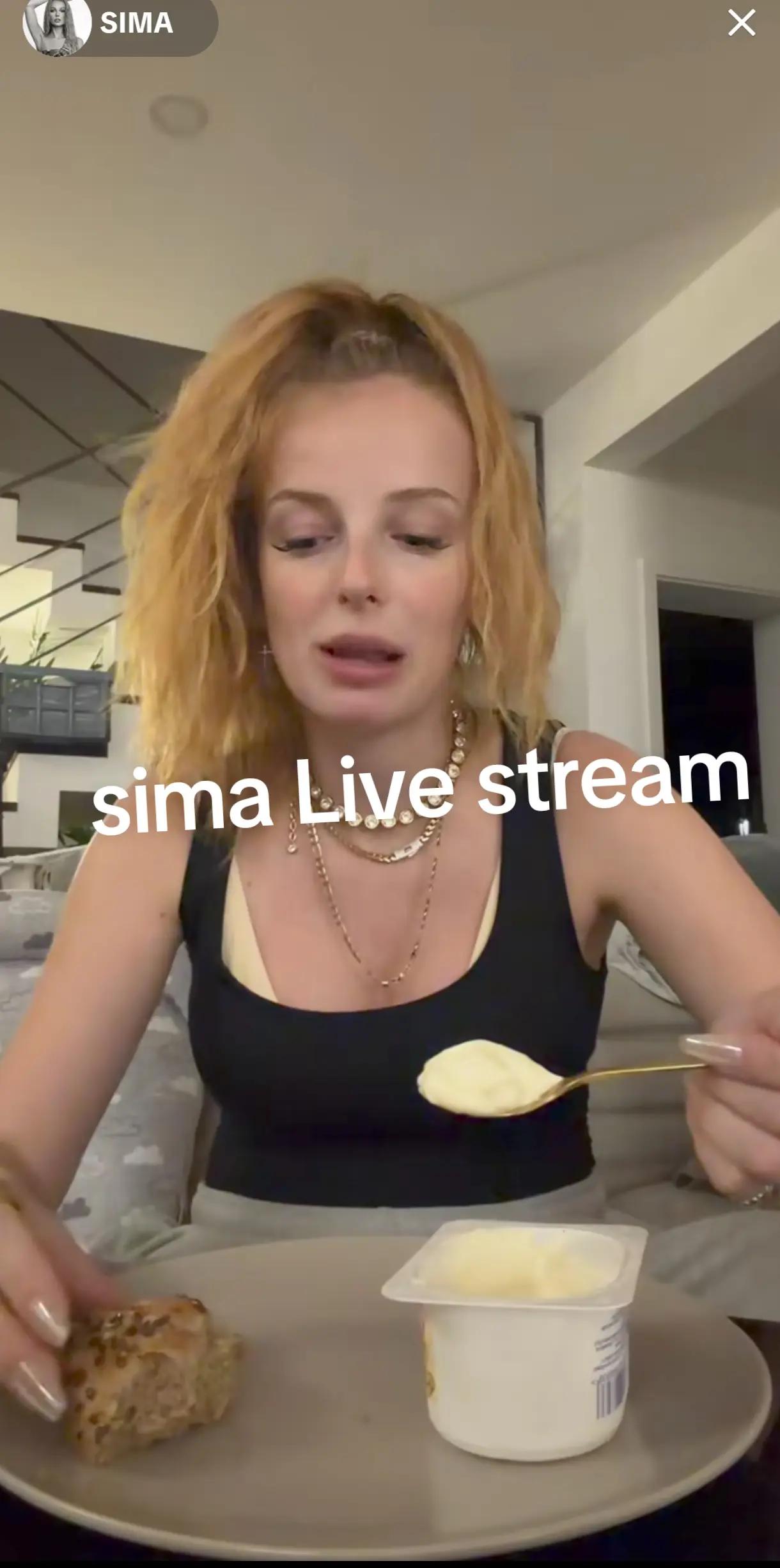 @Cute._.simq
