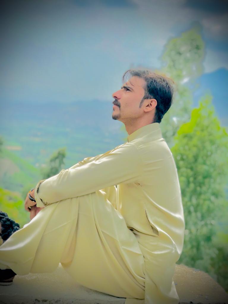 @moshen khan _m_m