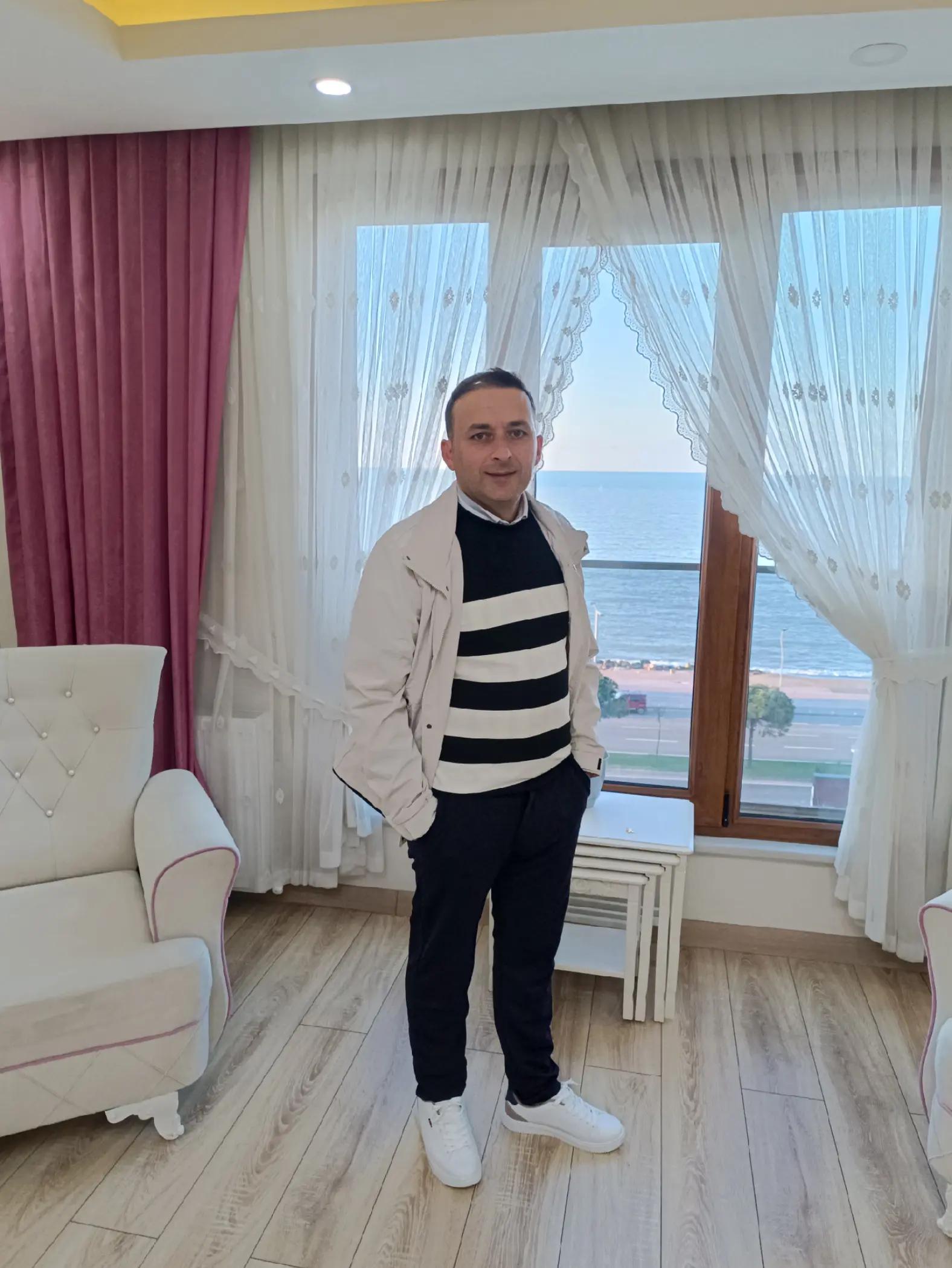 @Turan &Ouml;zkan