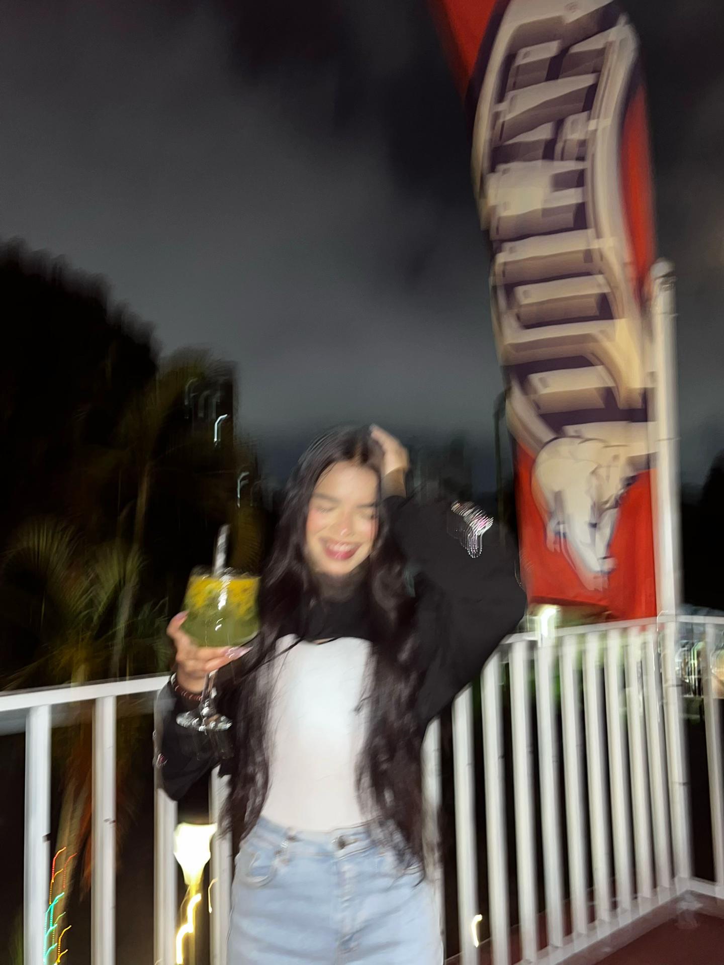 @𝐚𝐧𝐚𝐢𝐬
