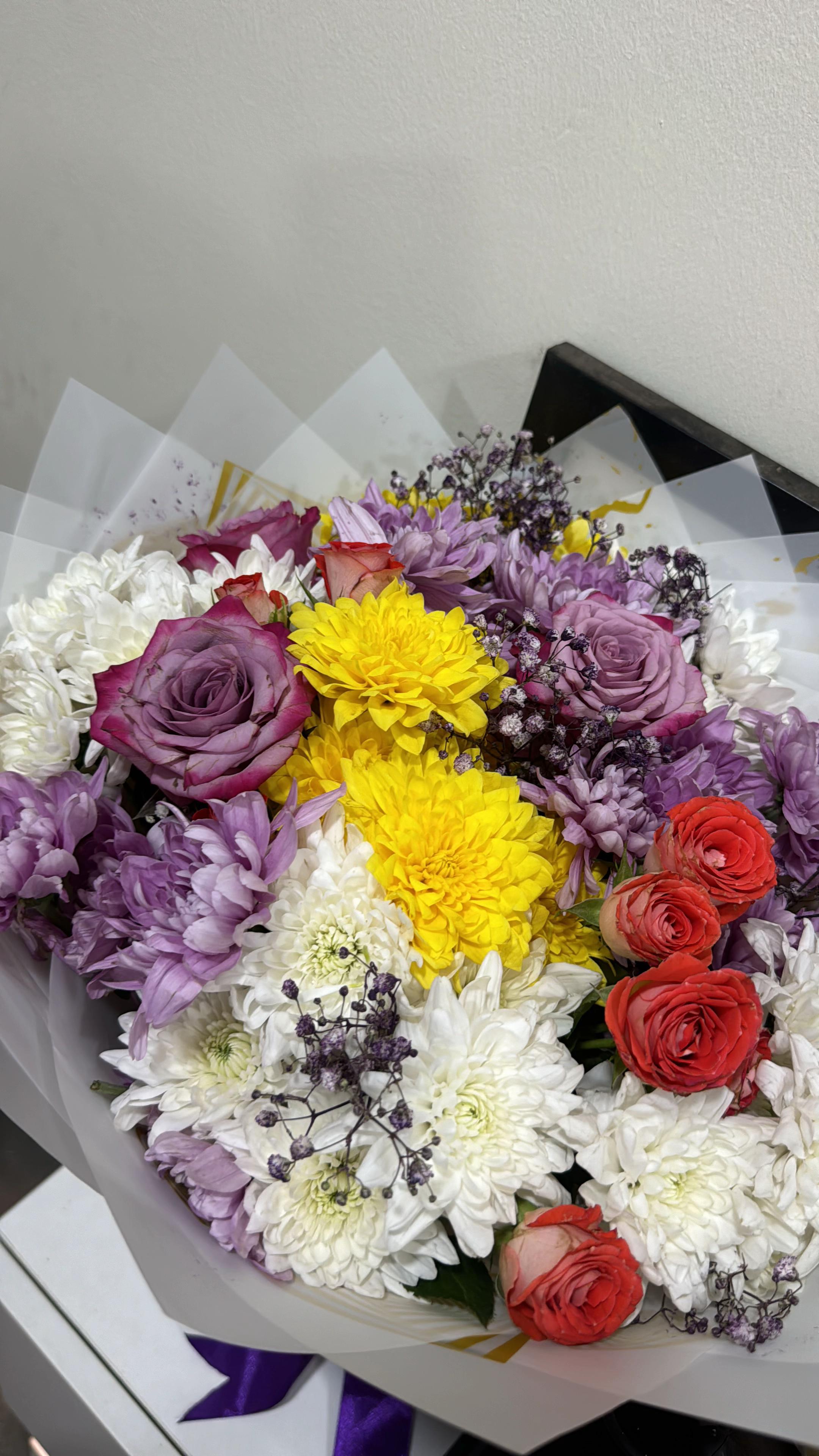 @Kinani Floral