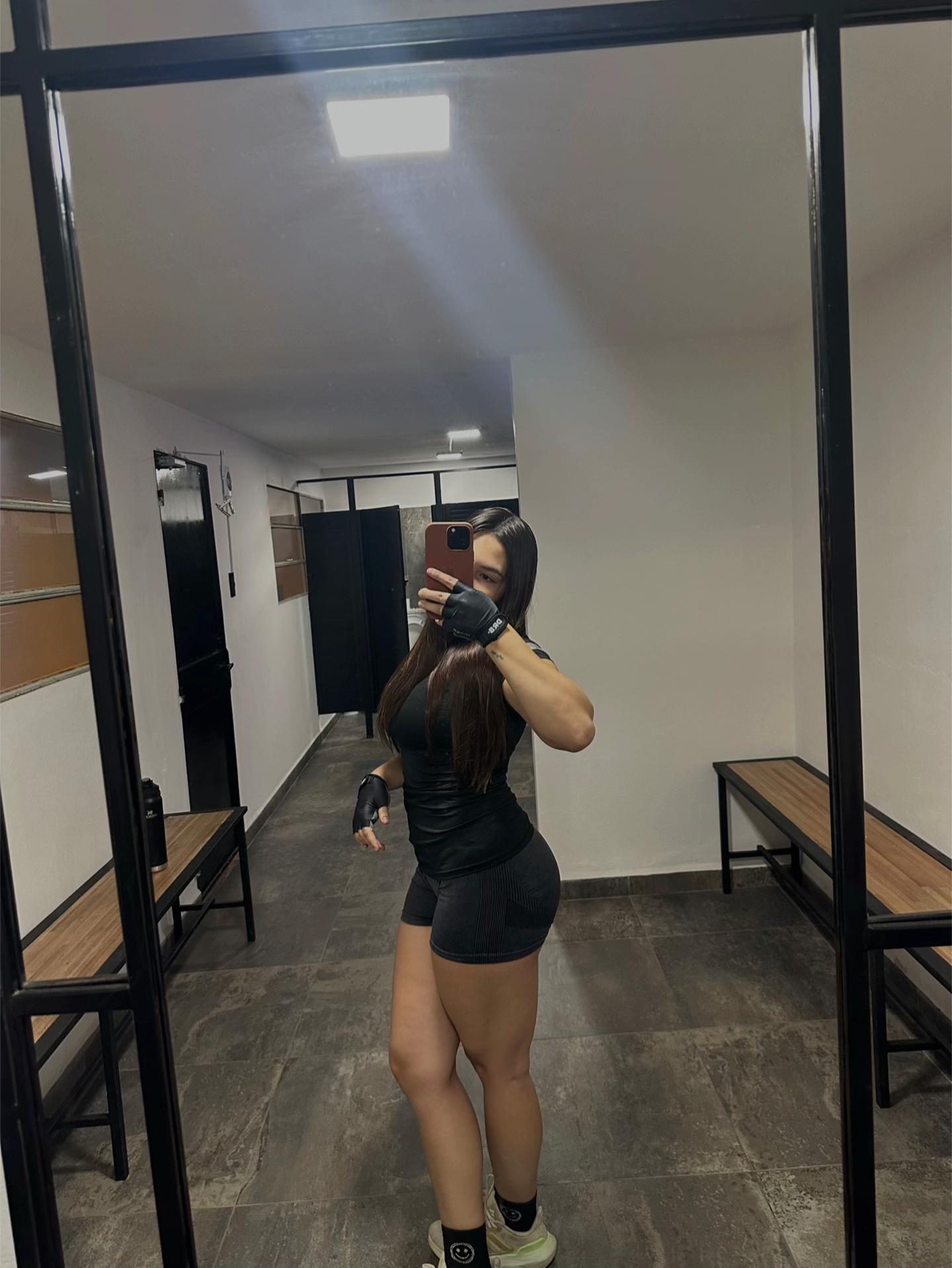 @candedarre_