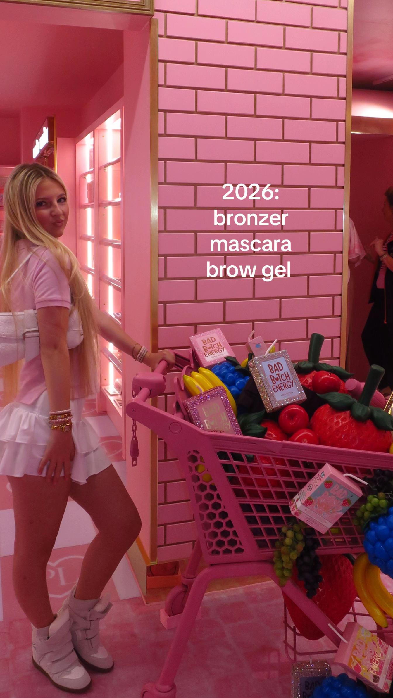 @𝐞𝐥𝐥𝐚 𝐣𝐚𝐝𝐞
