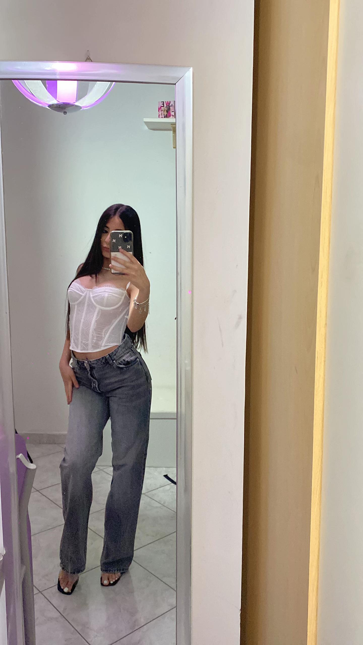 @𝐆 𝐋 𝐎 𝐑 𝐈 𝐀