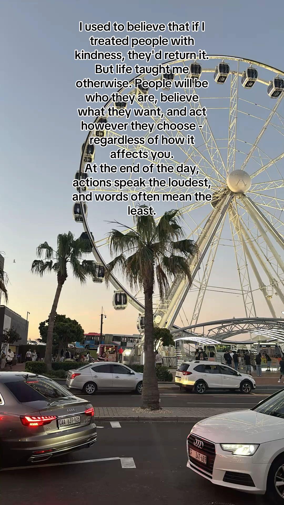 @christizii ᥫ᭡