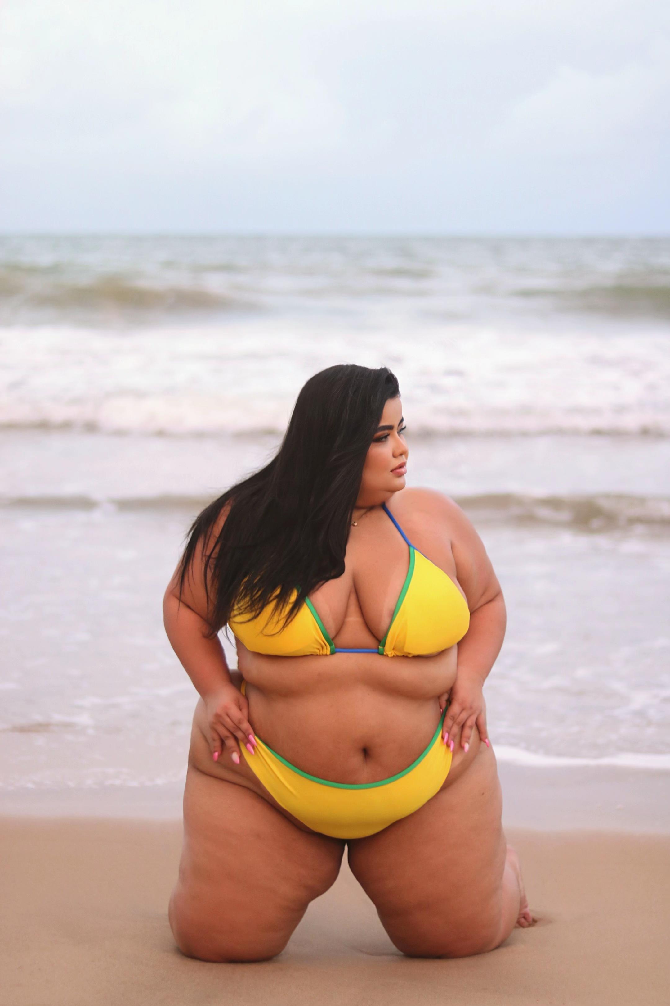 @Juliane Dias Plus size