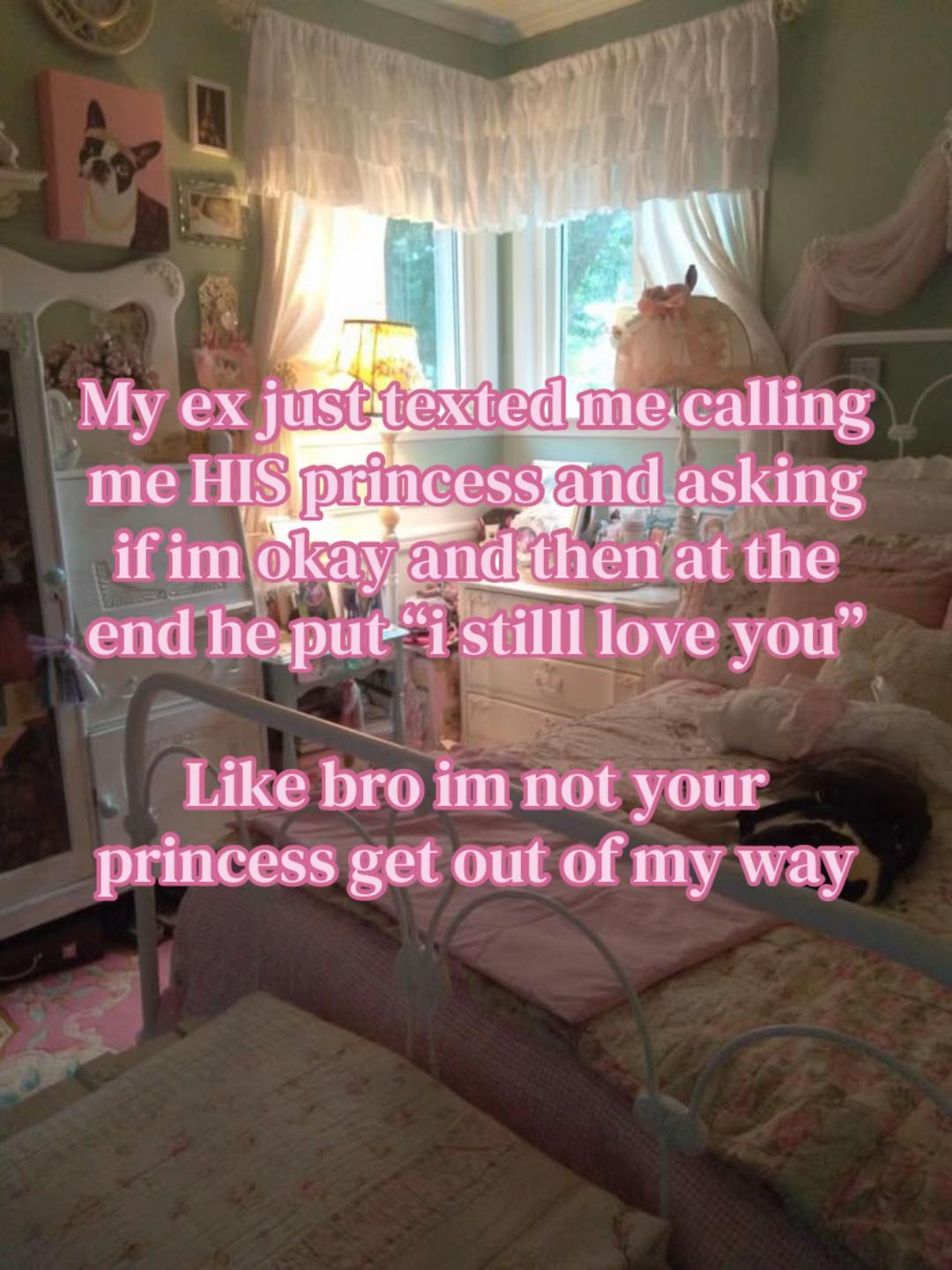 @🧍🏼♀️