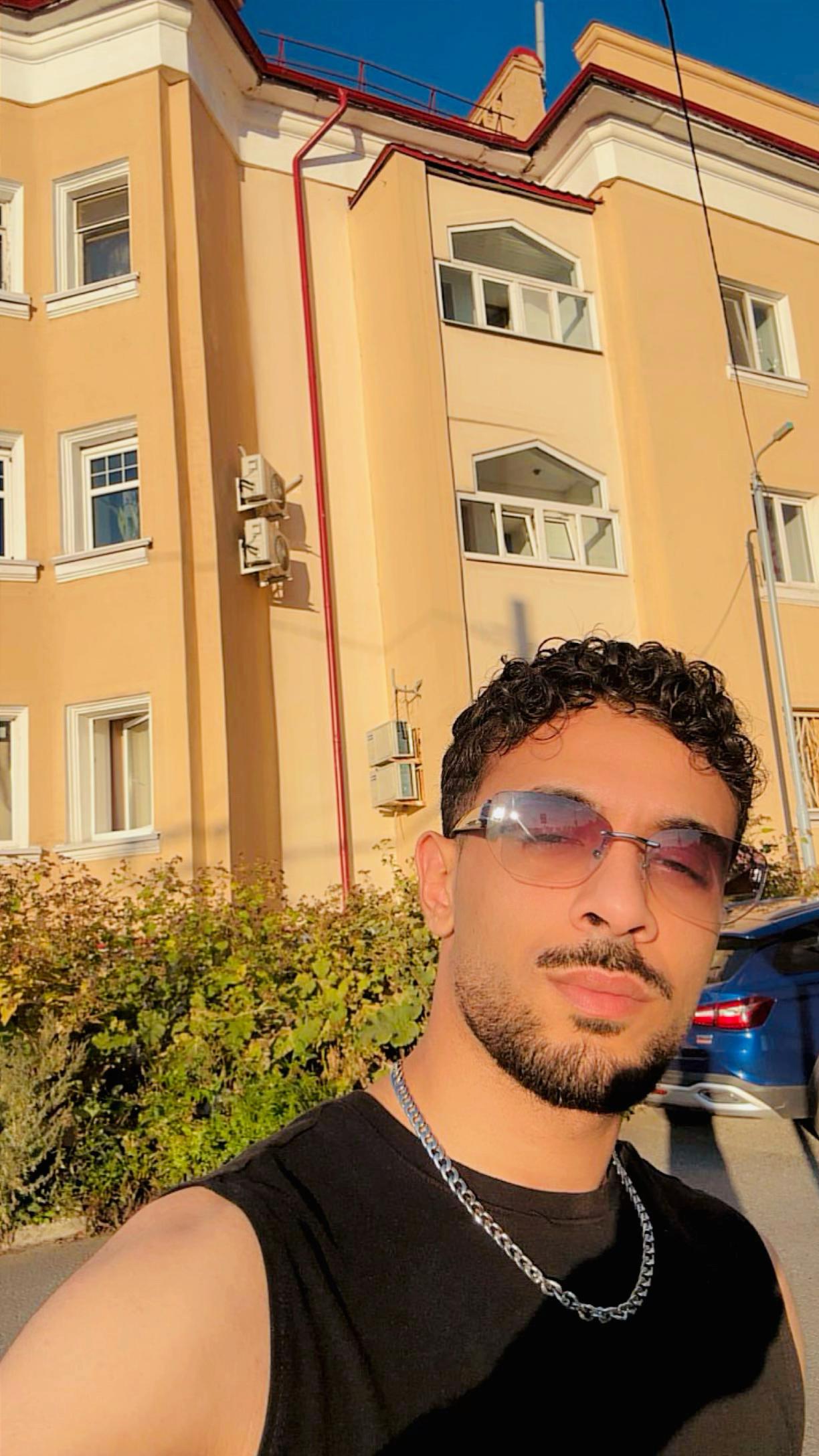 @𝐑𝐔𝐒𝐒𝐈𝐀 with 𝐈𝐒𝐒𝐀𝐌