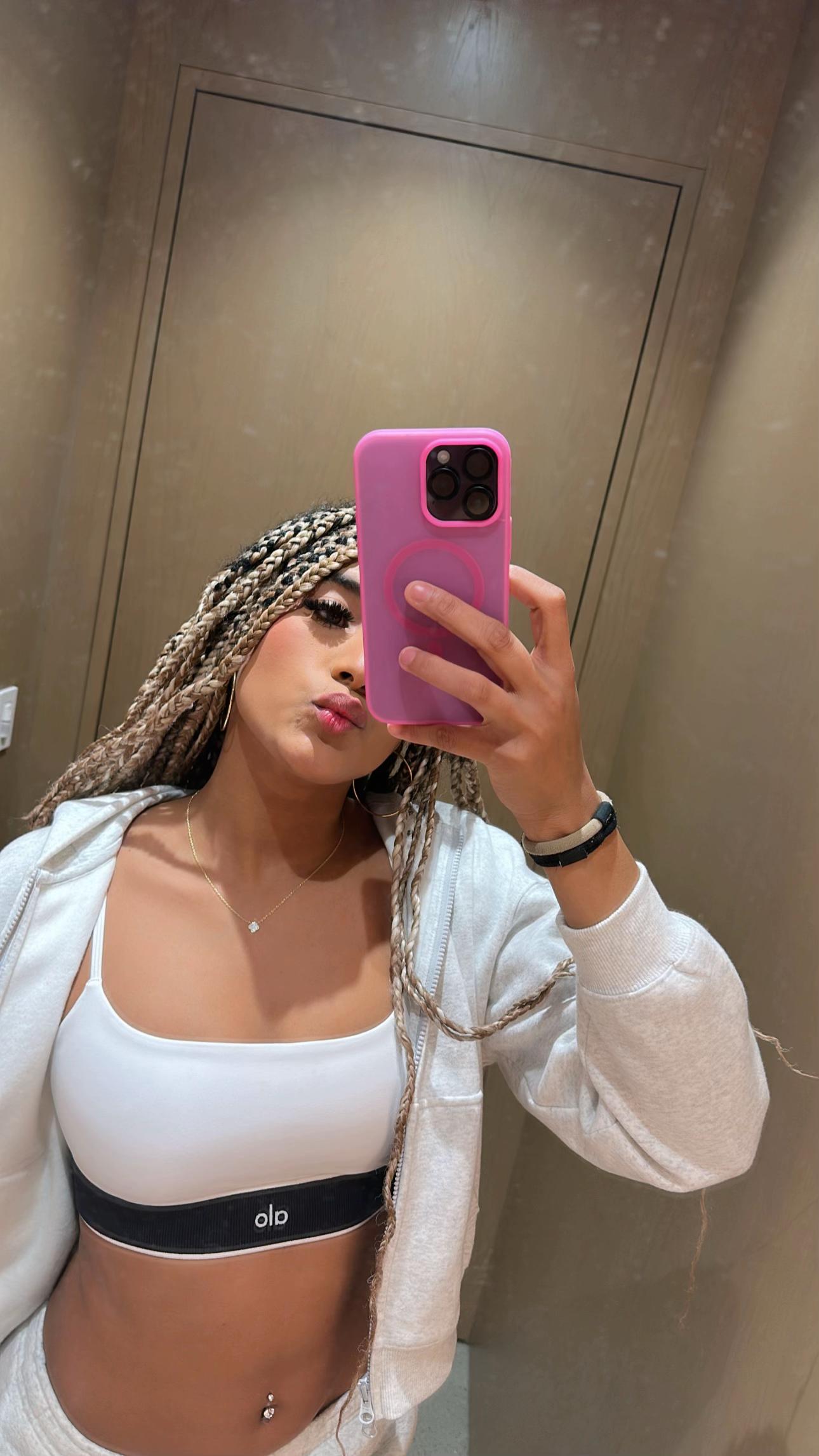 @🦢