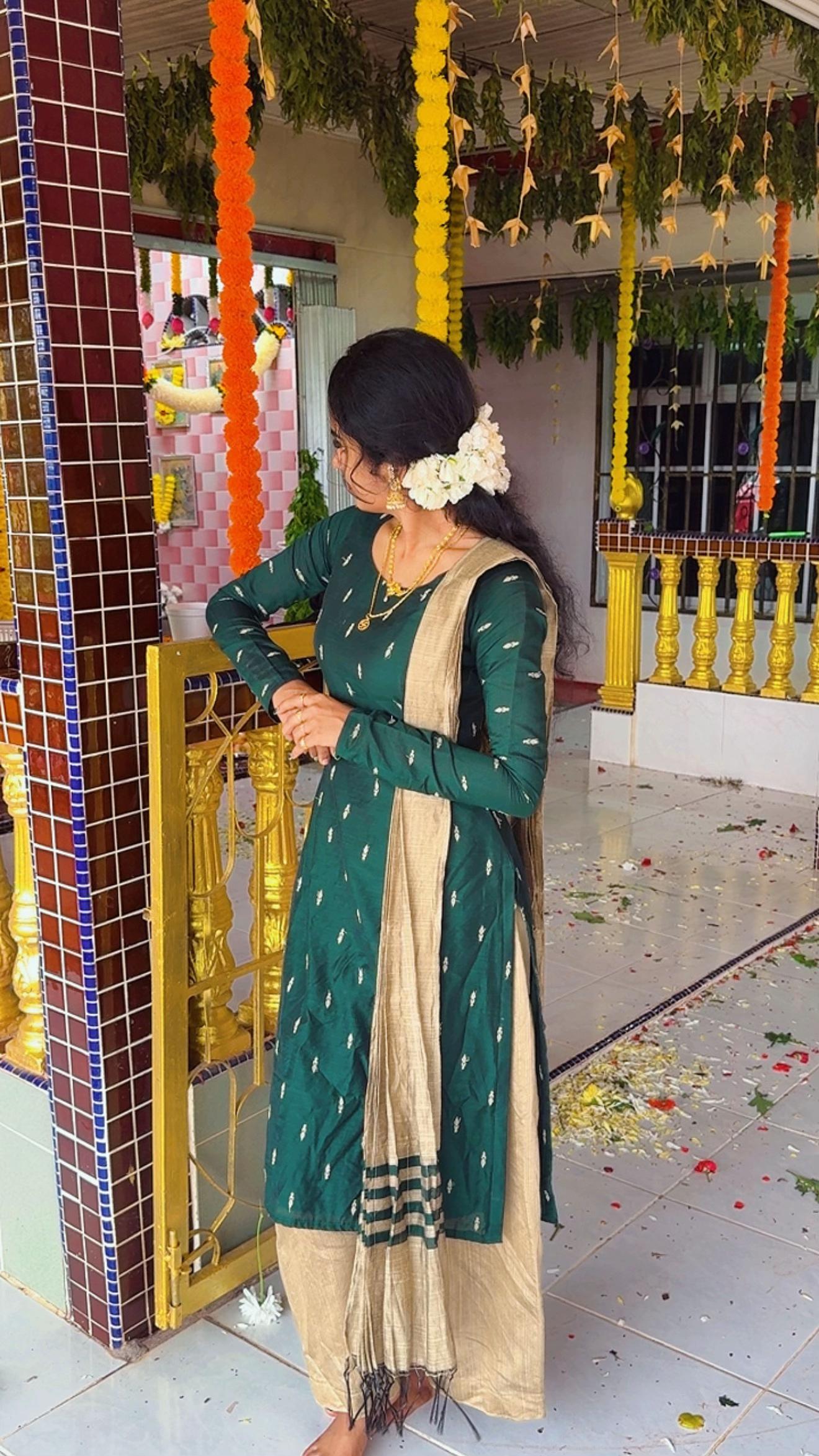 @gayathiri_sm