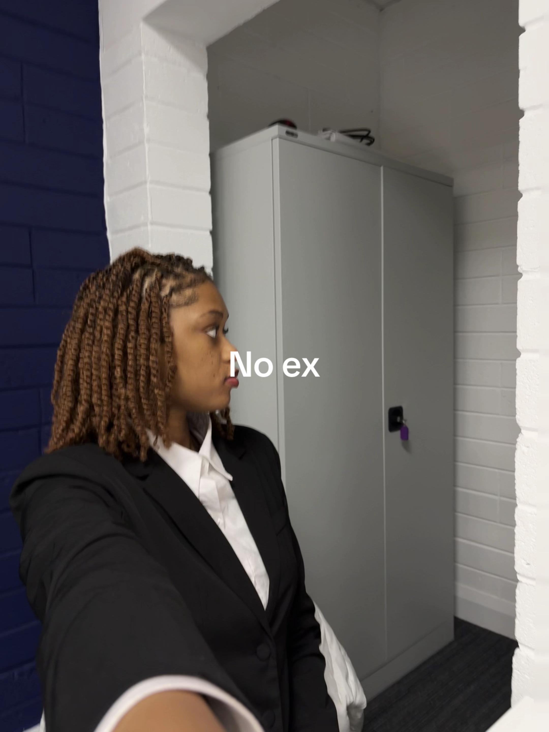 @wh0izemmz