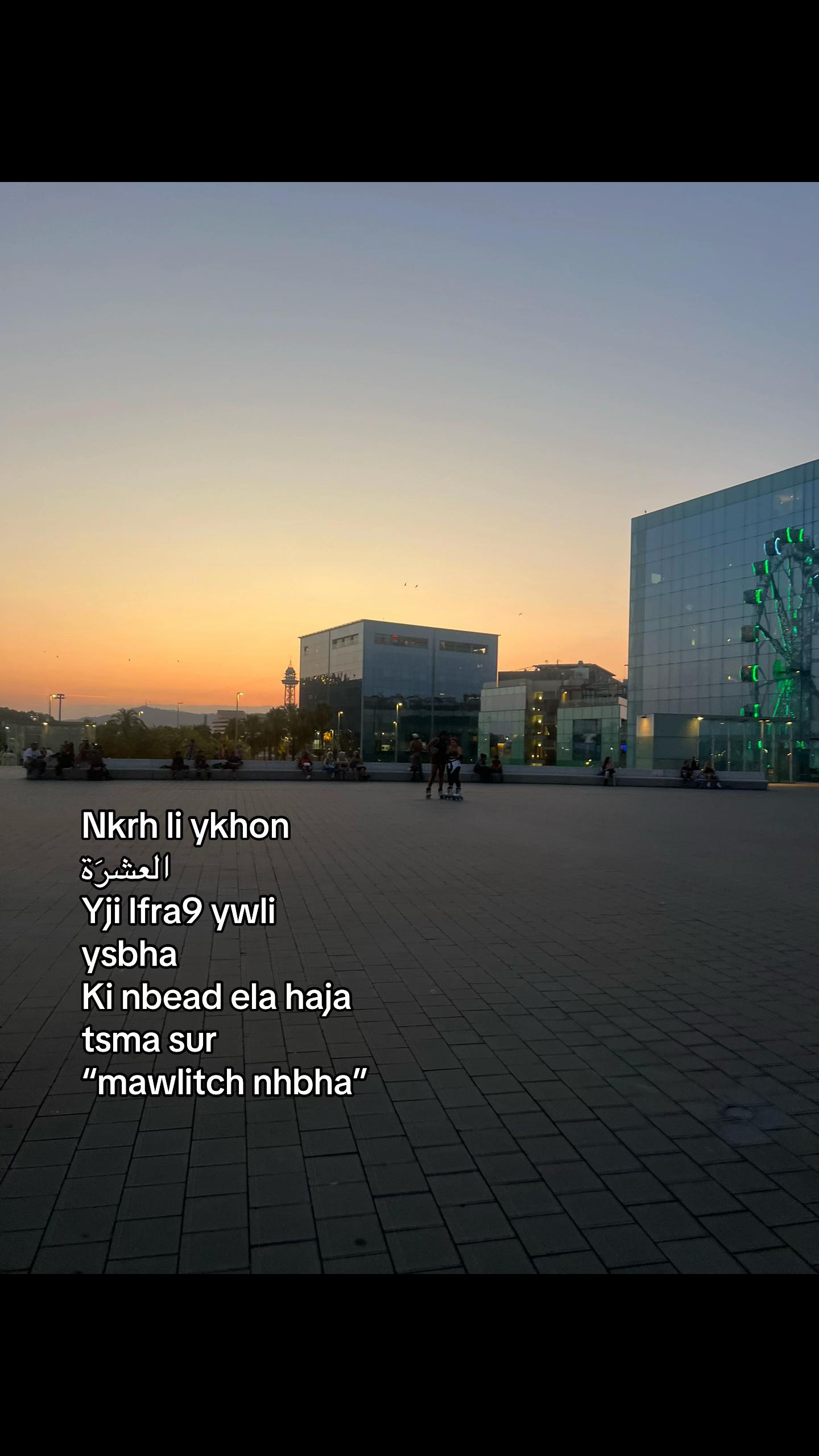 @🎥