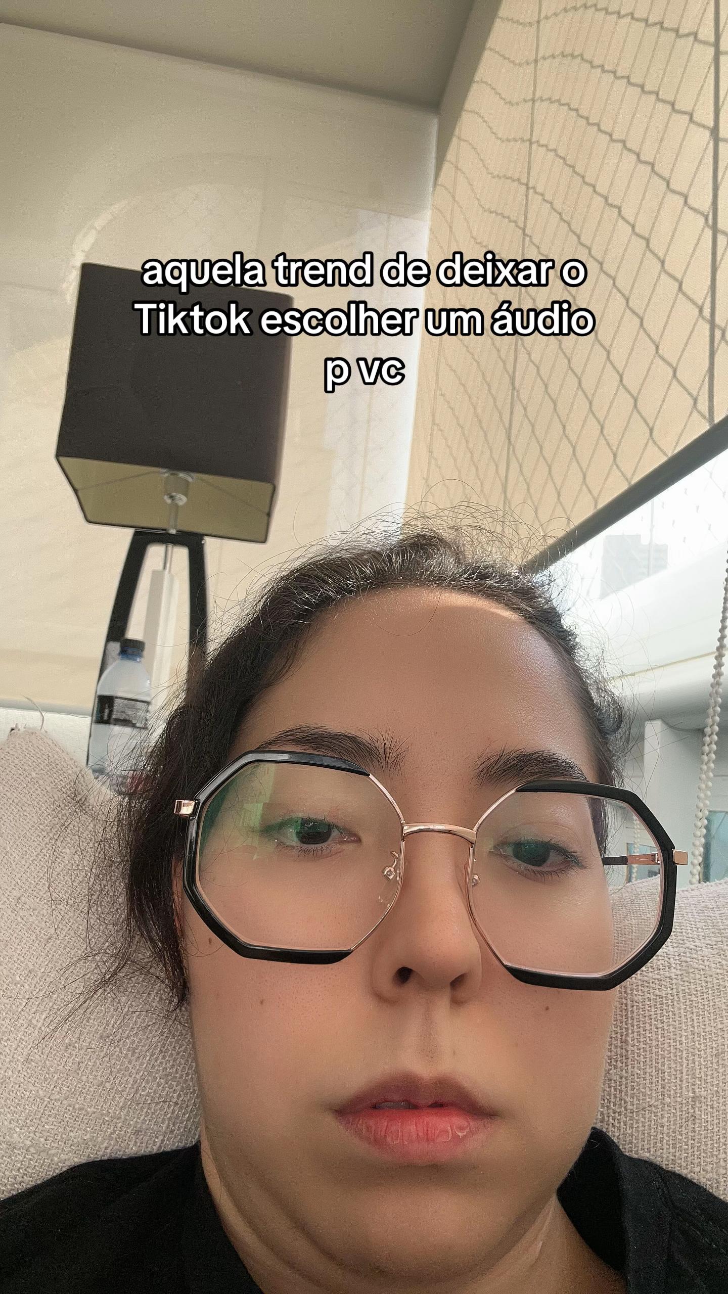 @Fefe Naomi 🪓📚